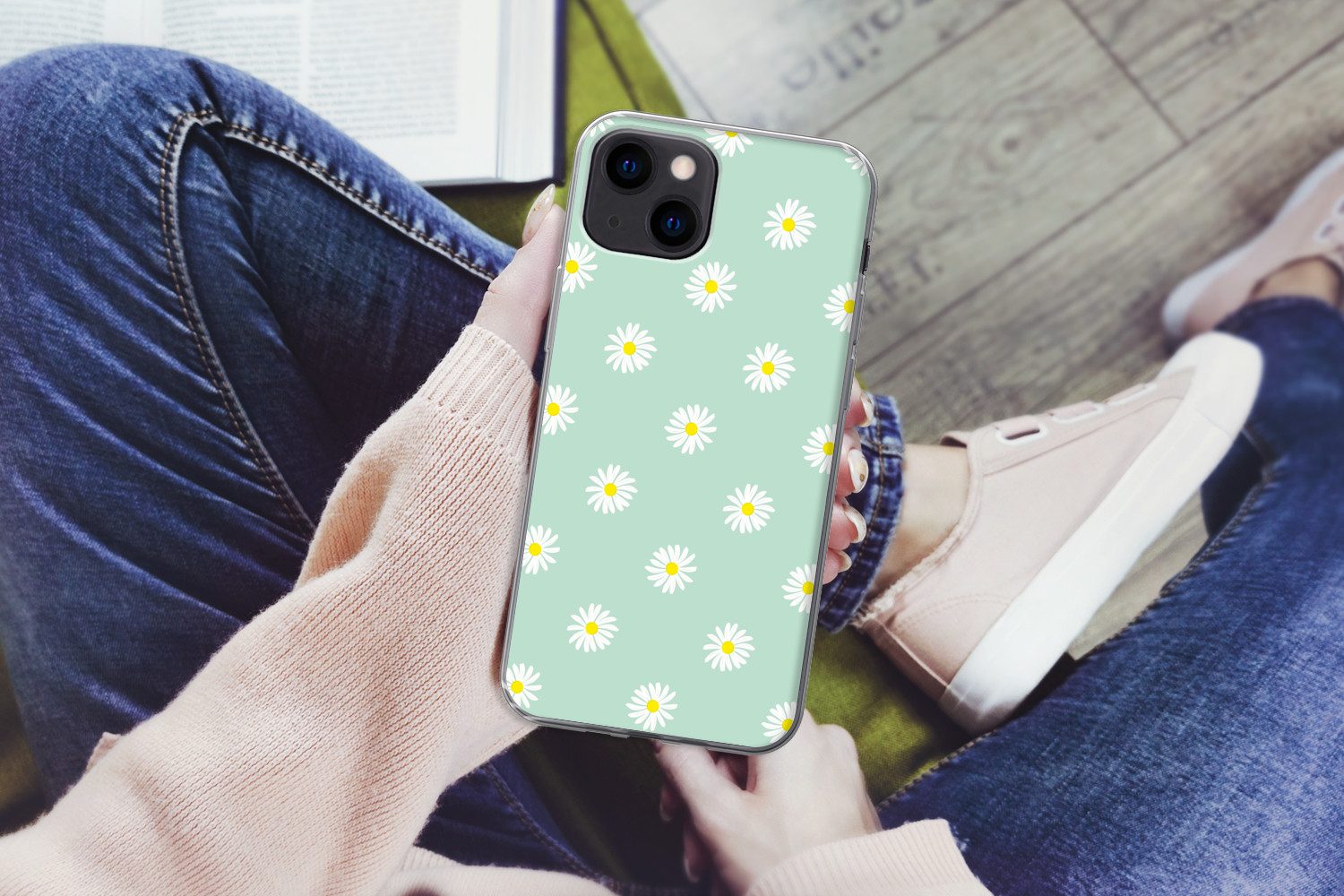 MuchoWow Handyhülle für Apple iPhone 13 Gänseblümchen - Pastell - Weiß - Grün - Florales M, Smartphone-Bumper, Print, Handy Schutzhülle Dünn