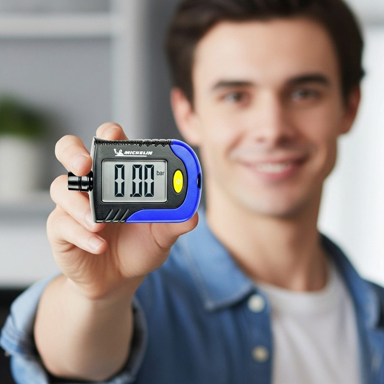 Michelin Tire Pressure Monitoring System Digital Tire Pressure Gauge Tire Pressure Meter Tread Depth Measuring Device