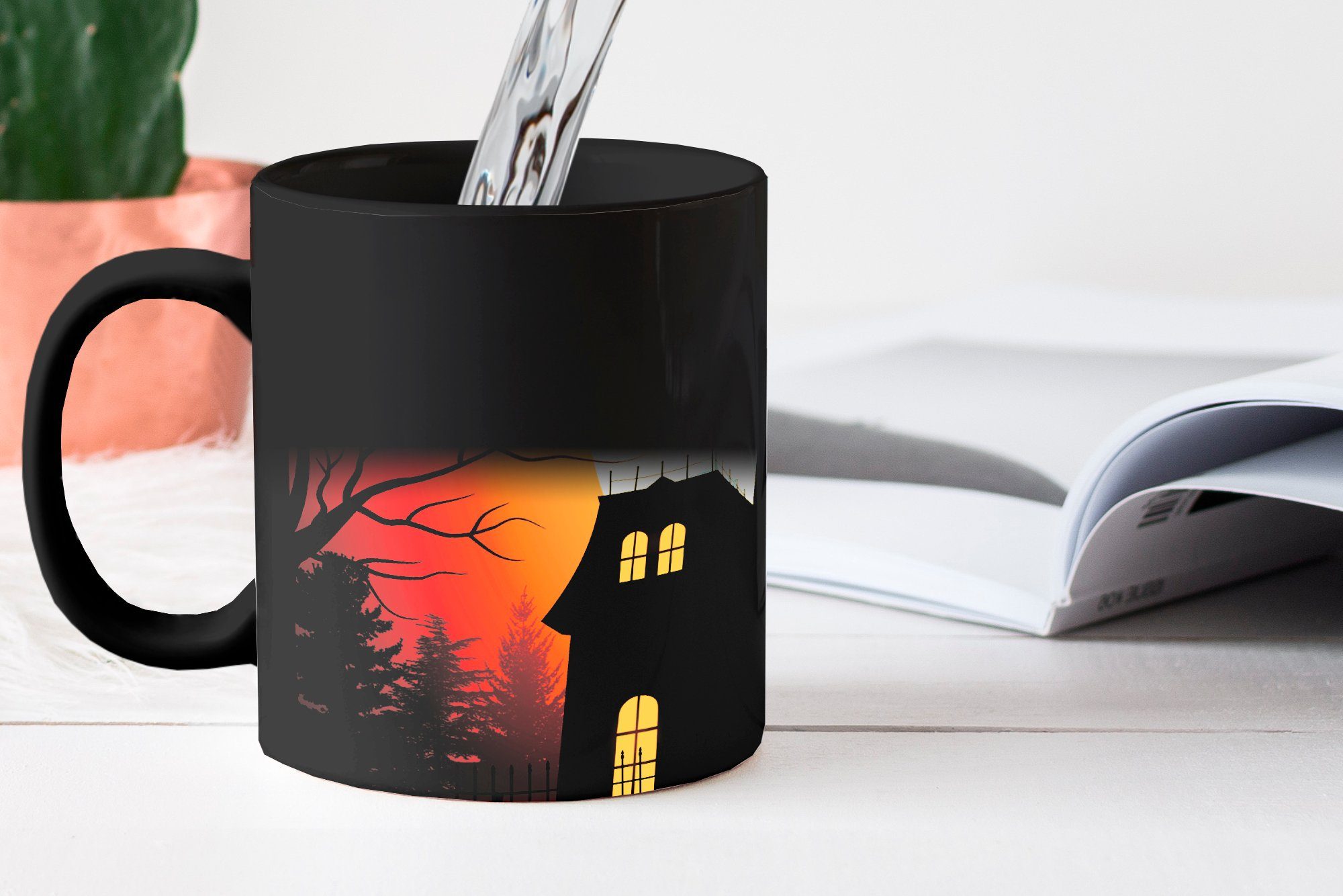 Ein Geschenk Haus Zaubertasse, Farbwechsel, in und gespenstisches MuchoWow Keramik, während einer, Kaffeetassen, einsames Halloween Tasse Teetasse,