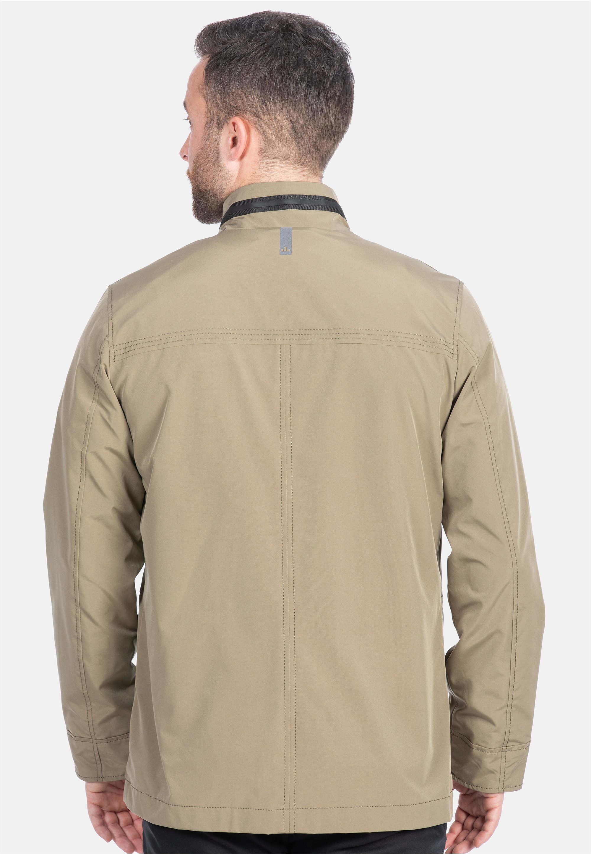 New Canadian Outdoorjacke shape memory mit praktischer Armtasche