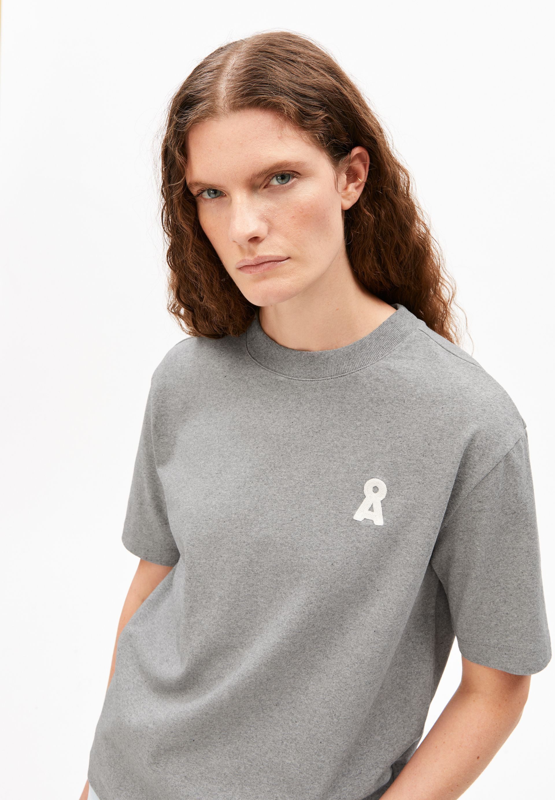 Armedangels T-Shirt ICONIC Å TARJAA Loose Fit