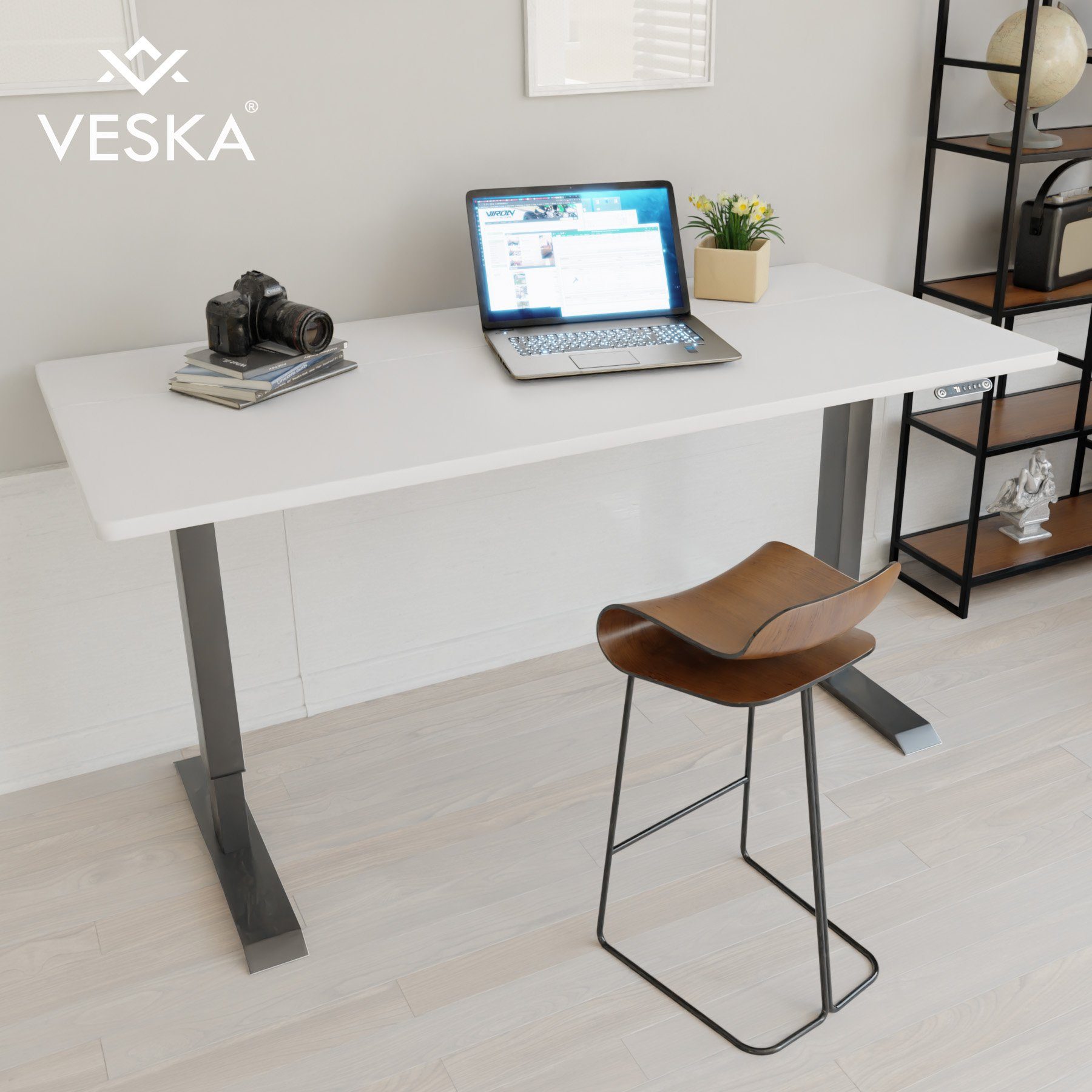 VESKA Schreibtisch Höhenverstellbar 140 x 70 cm - Bürotisch Elektrisch mit Touchscreen - Sitz- & Stehpult Home Office Anthrazit | Weiß