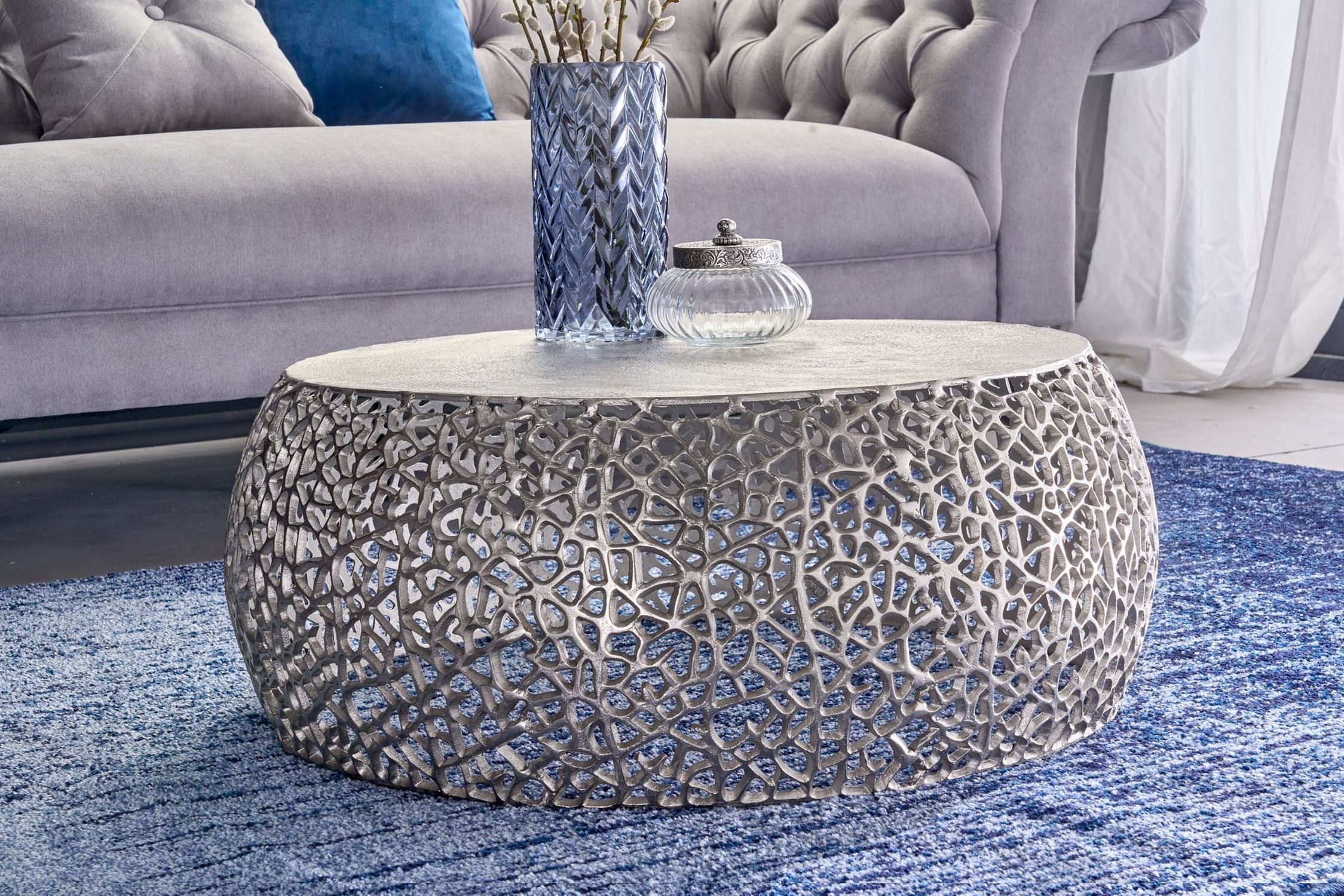 Licht-Erlebnisse Couchtisch ADISA, Handarbeit aus Metall in Silber 73 x 73 x 31 cm (LxBxH)