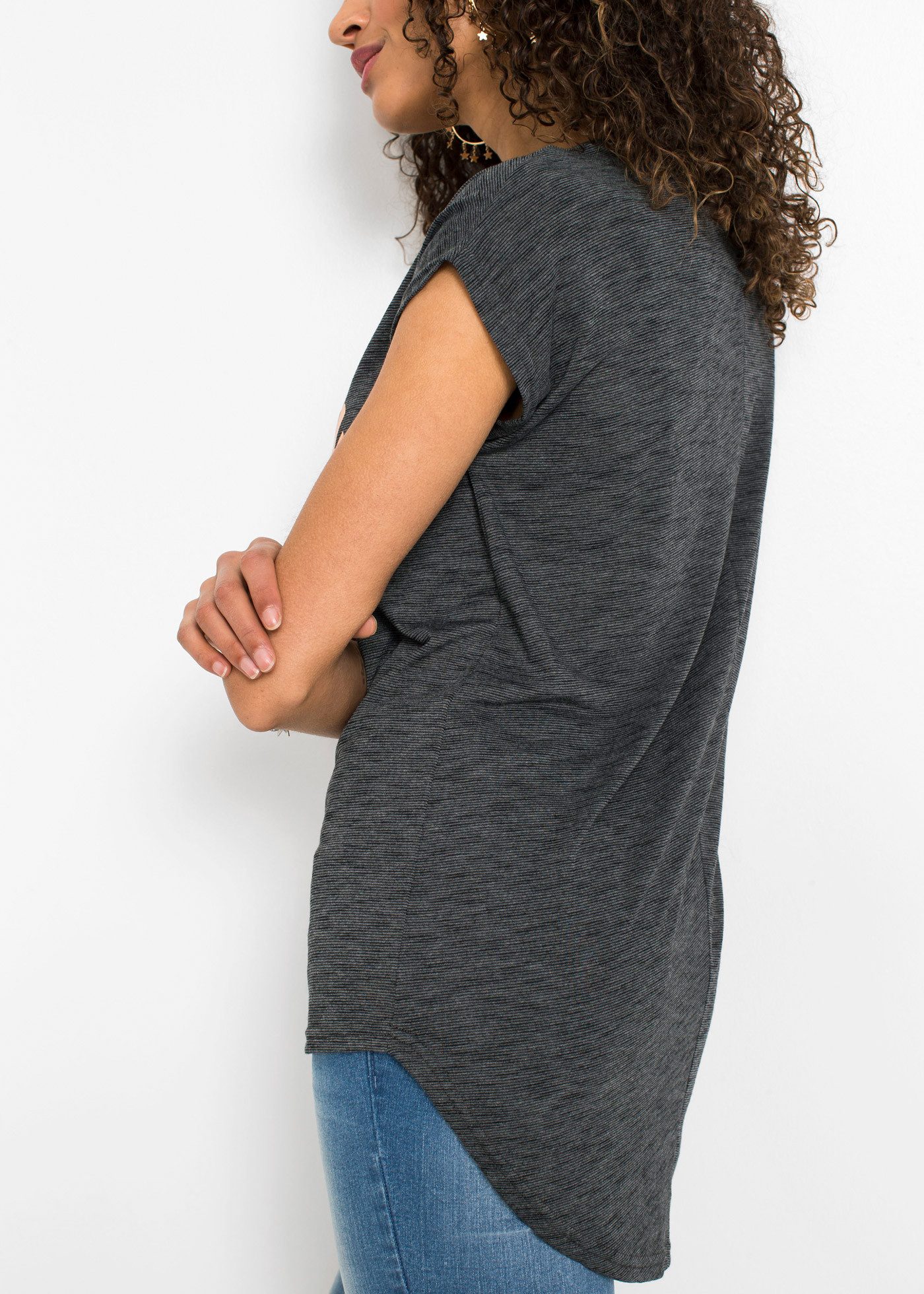 bonprix Longshirt Oversize Passform, Kurzarm-Design, aus Viskose-Mix