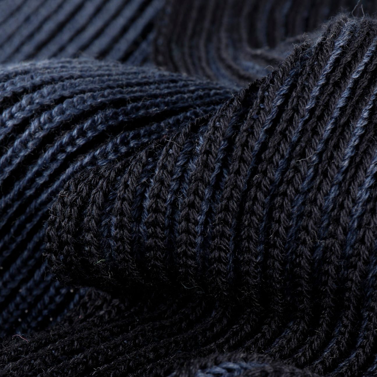 Lierys Strickschal, (1-St), Wollschal, Made in Germany
