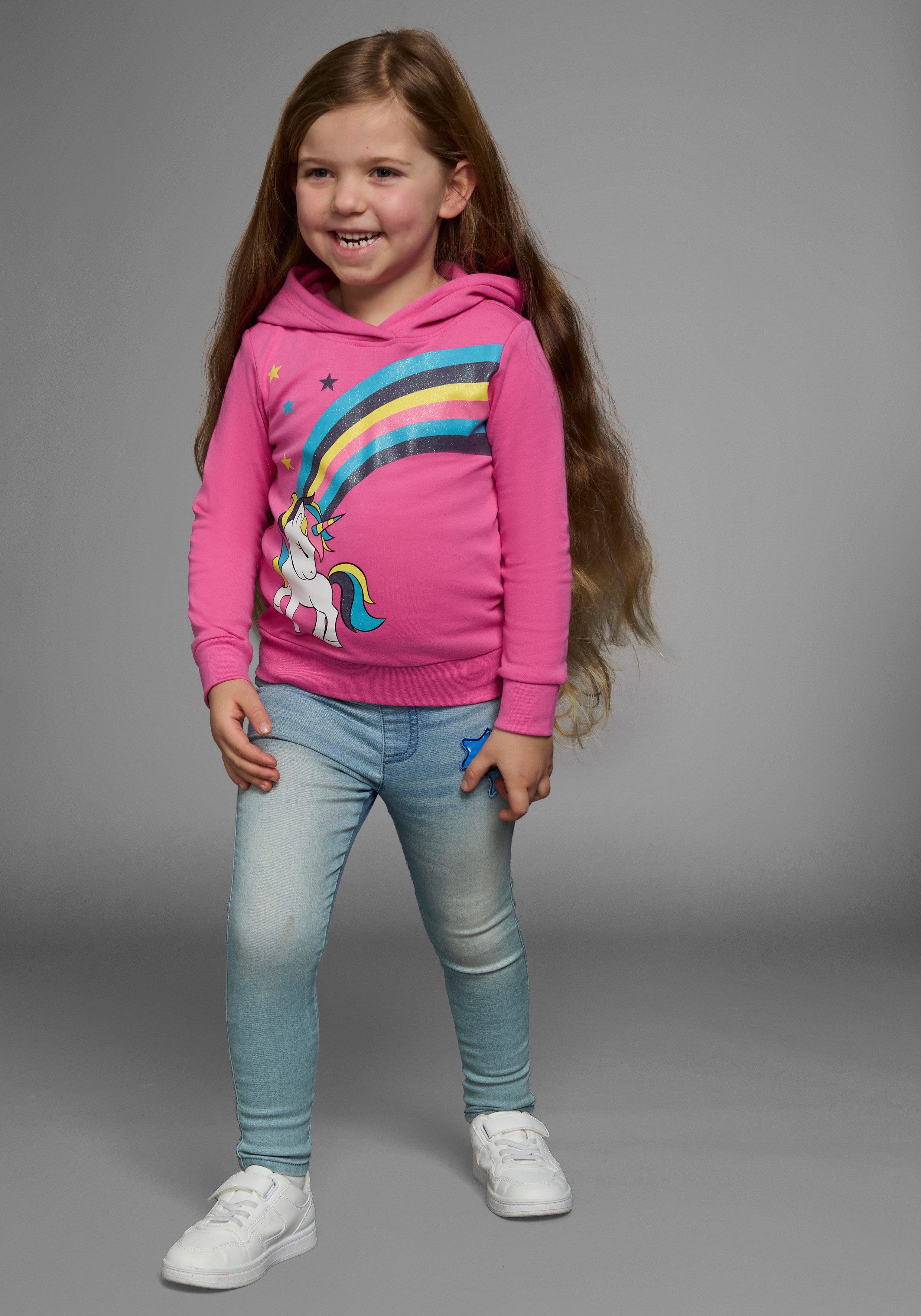 KIDSWORLD Langarmshirt EINHORN Regenbogen Langarm, Basic-Passform, bedruckt, aus Baumwolle