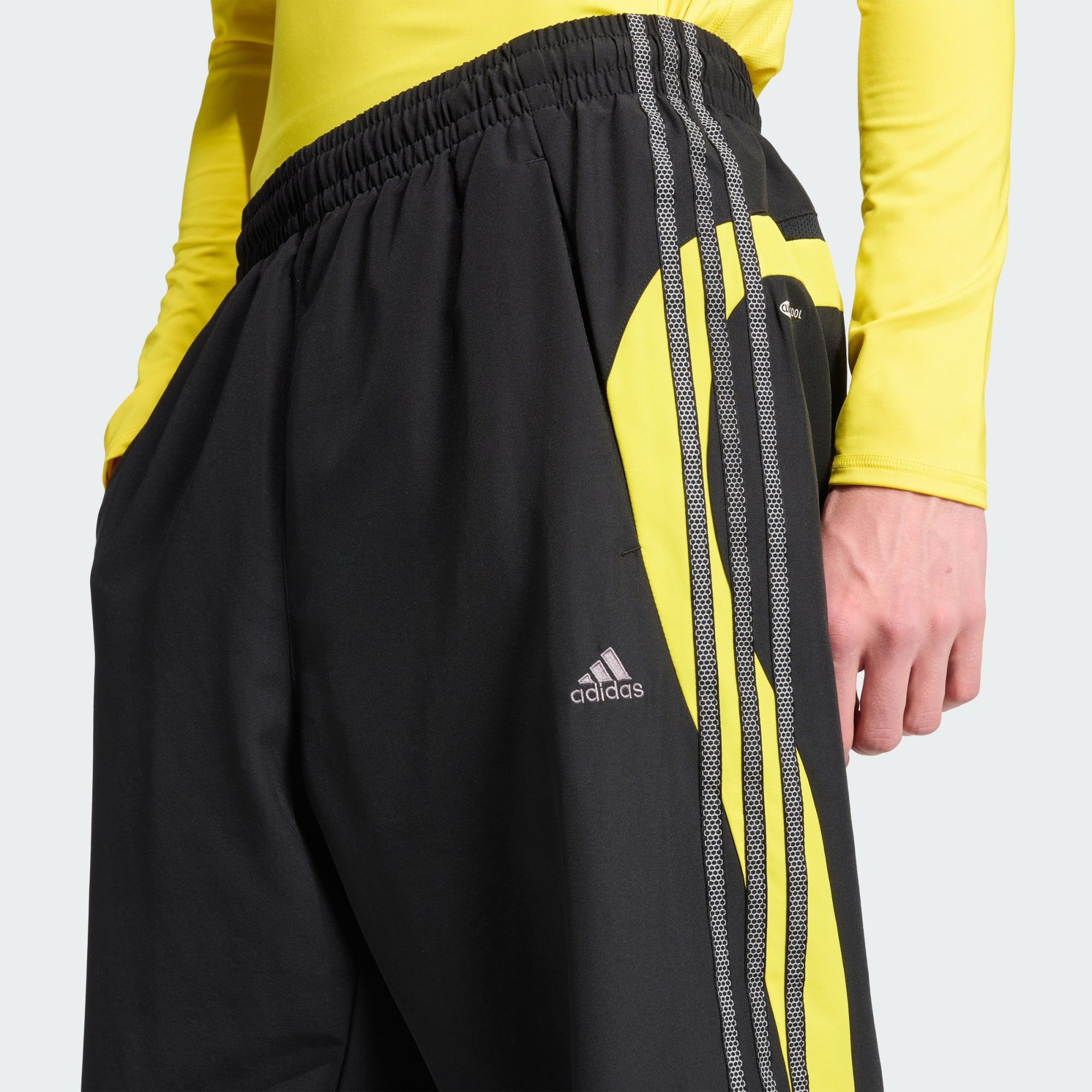 adidas Originals Jogginghose CUTLINE TRAININGSHOSE, LOCKER GESCHNITTEN (1-tlg)