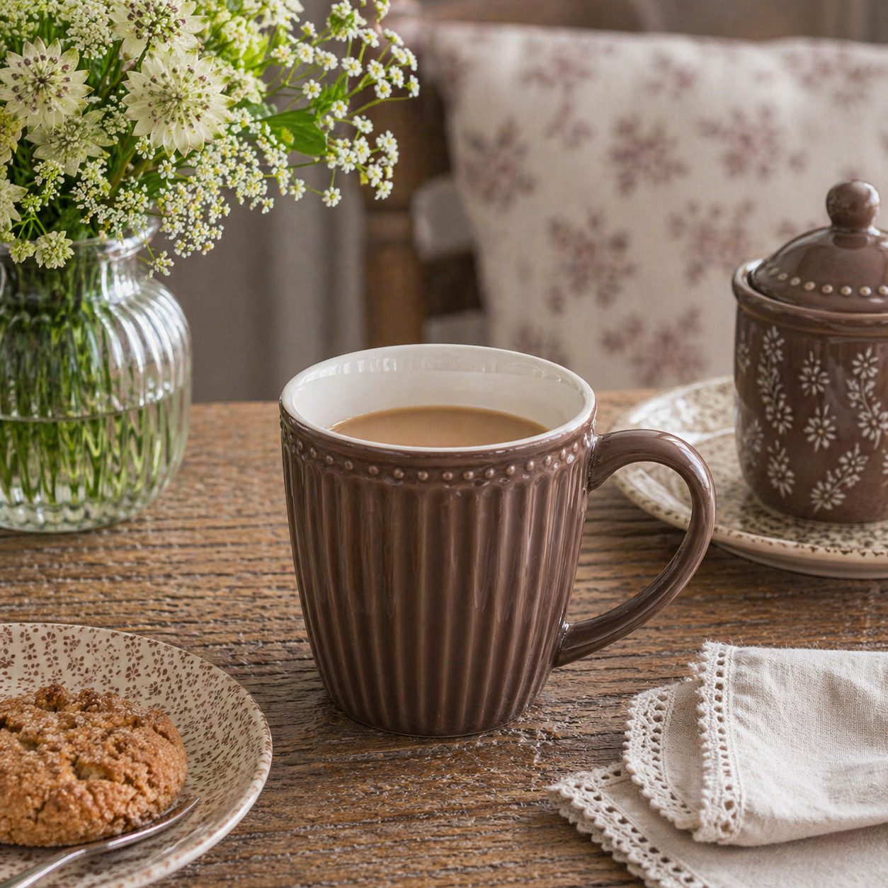Greengate Tasse GreenGate Tasse Alice Schokolade