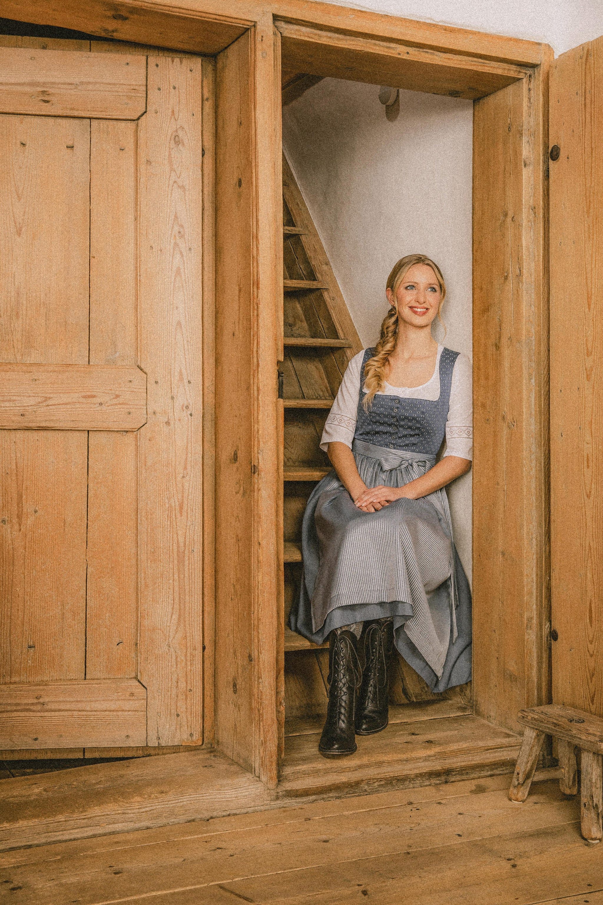 Berwin Dirndlbluse günstig online kaufen
