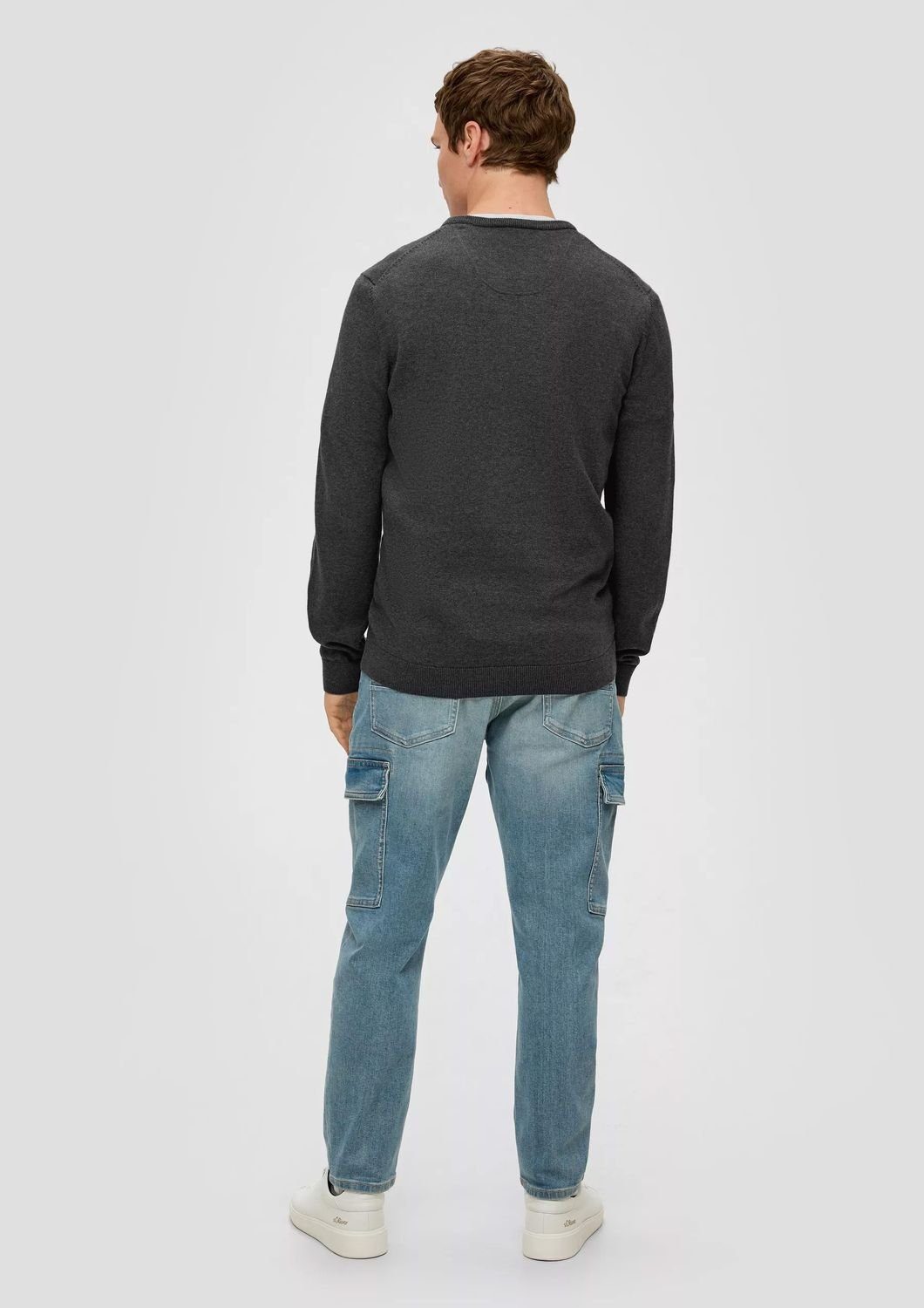 s.Oliver Rundhalspullover (1-tlg) mit gesticktem Logo, Crew-Neck (1 Stück)