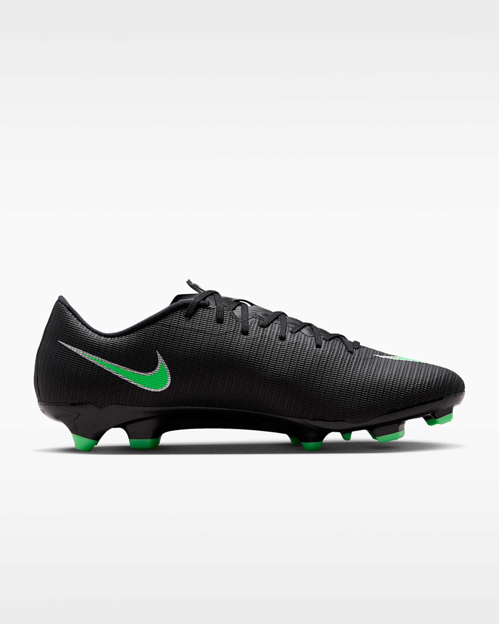 Nike Mercurial Vapor 17 Academy Fußballschuh Außensohle für Rasen und Kunstrasen, speziell für feste Böden