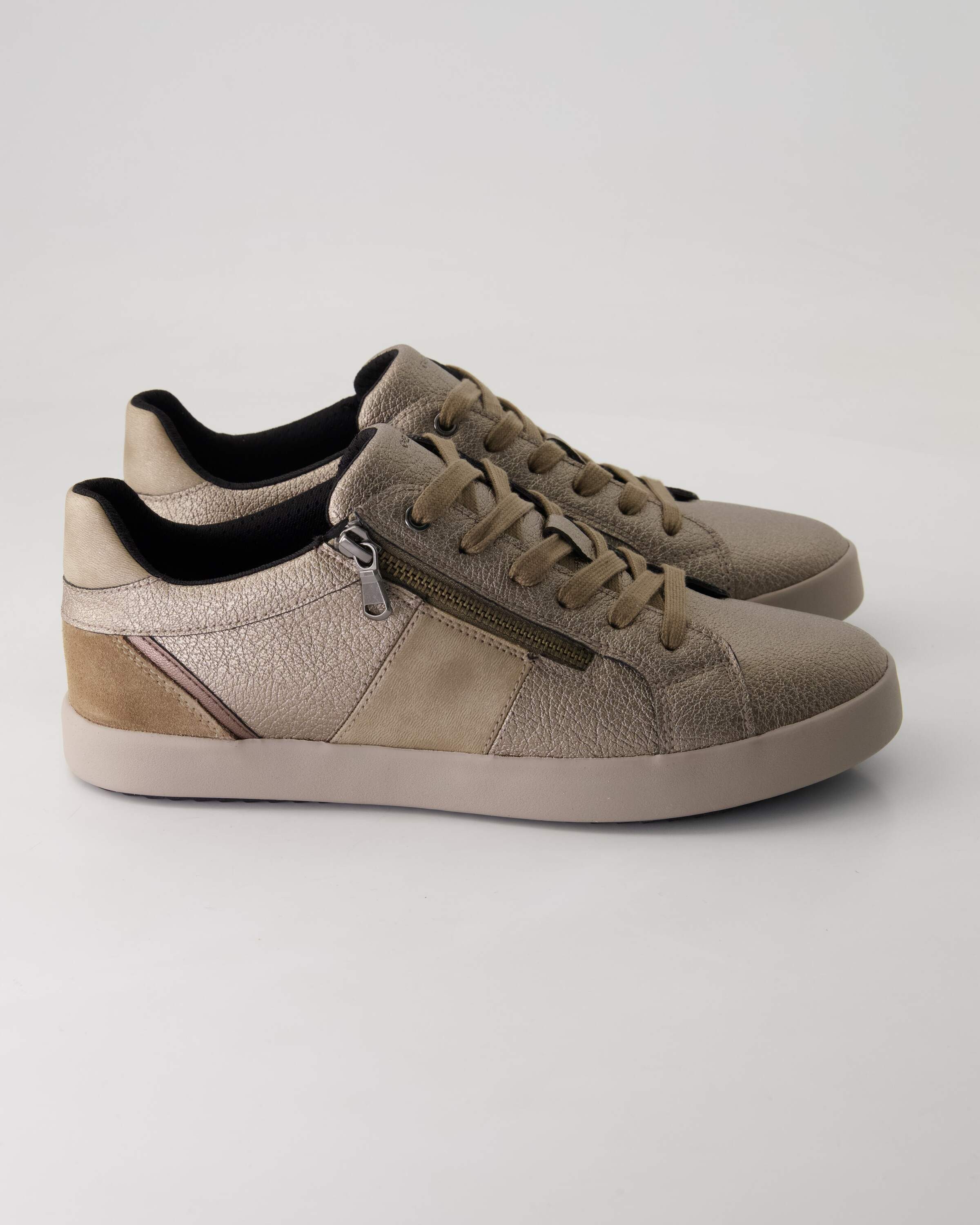 Geox Blomiee D Sneaker Obermaterial: Leder und Sonstiges Material