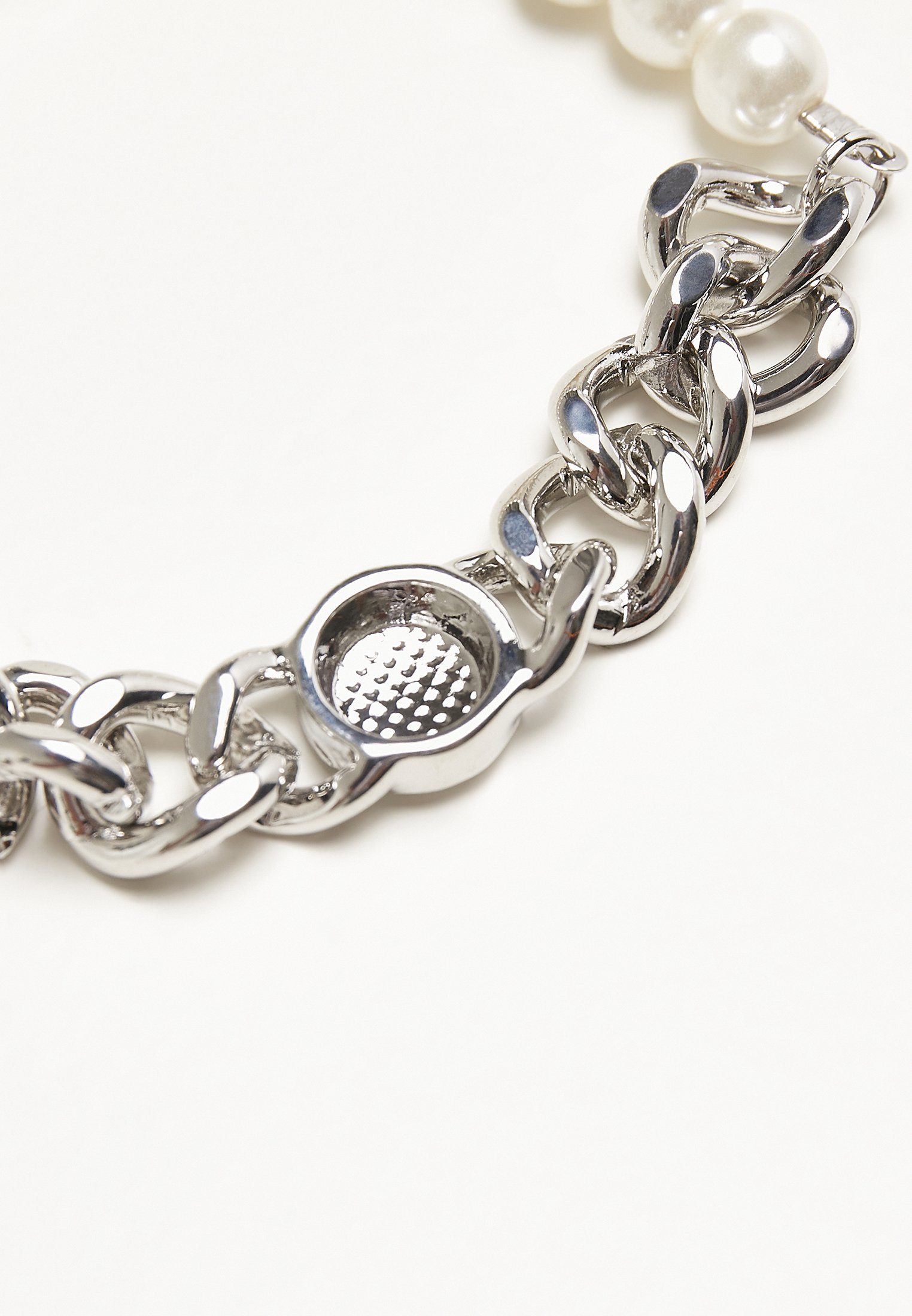 URBAN CLASSICS Bettelarmband Accessoires Chain Flat Bracelet Pearl