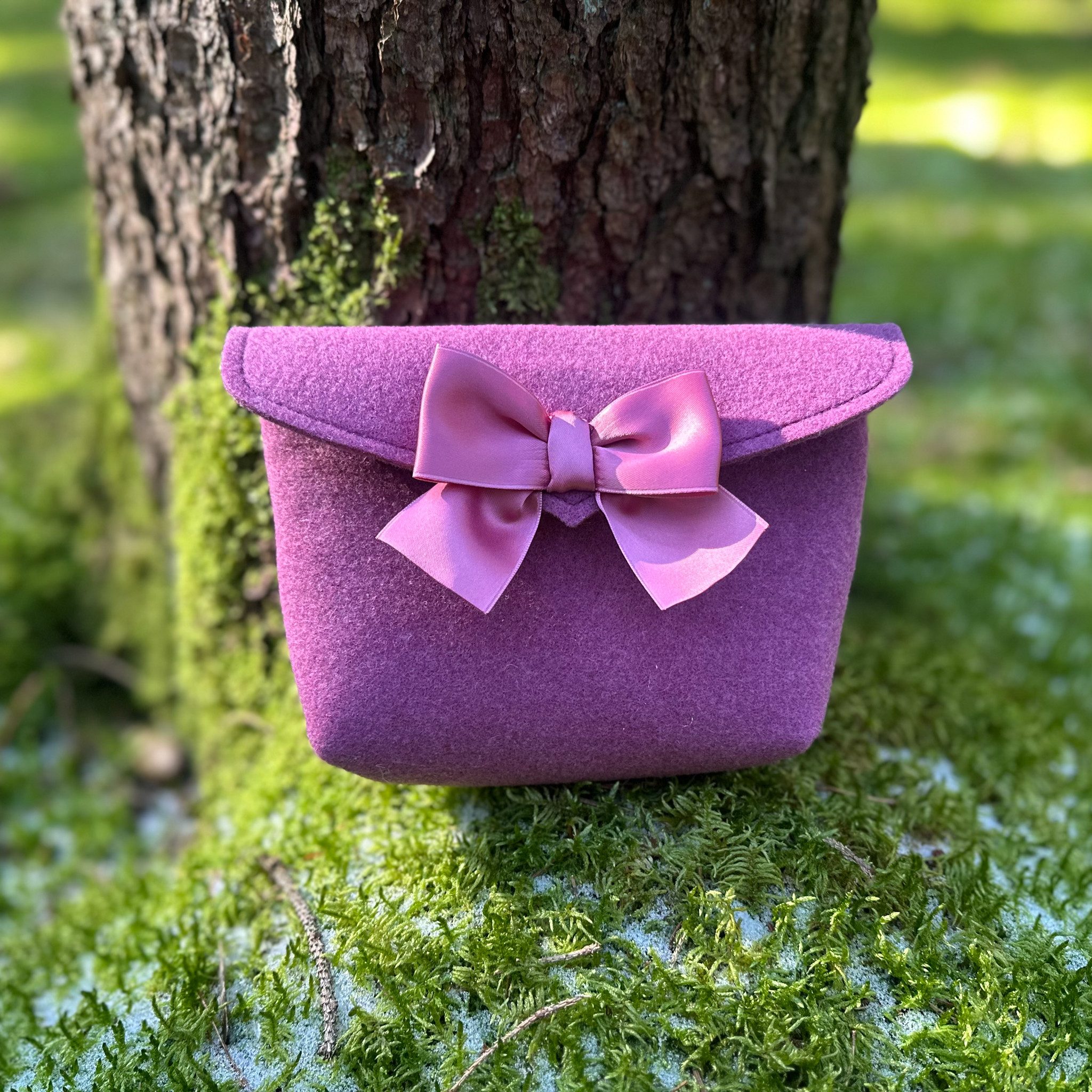 Almbock Trachtentasche Dirndltasche Lilly, handgemachte Wollfilztasche, altrosa