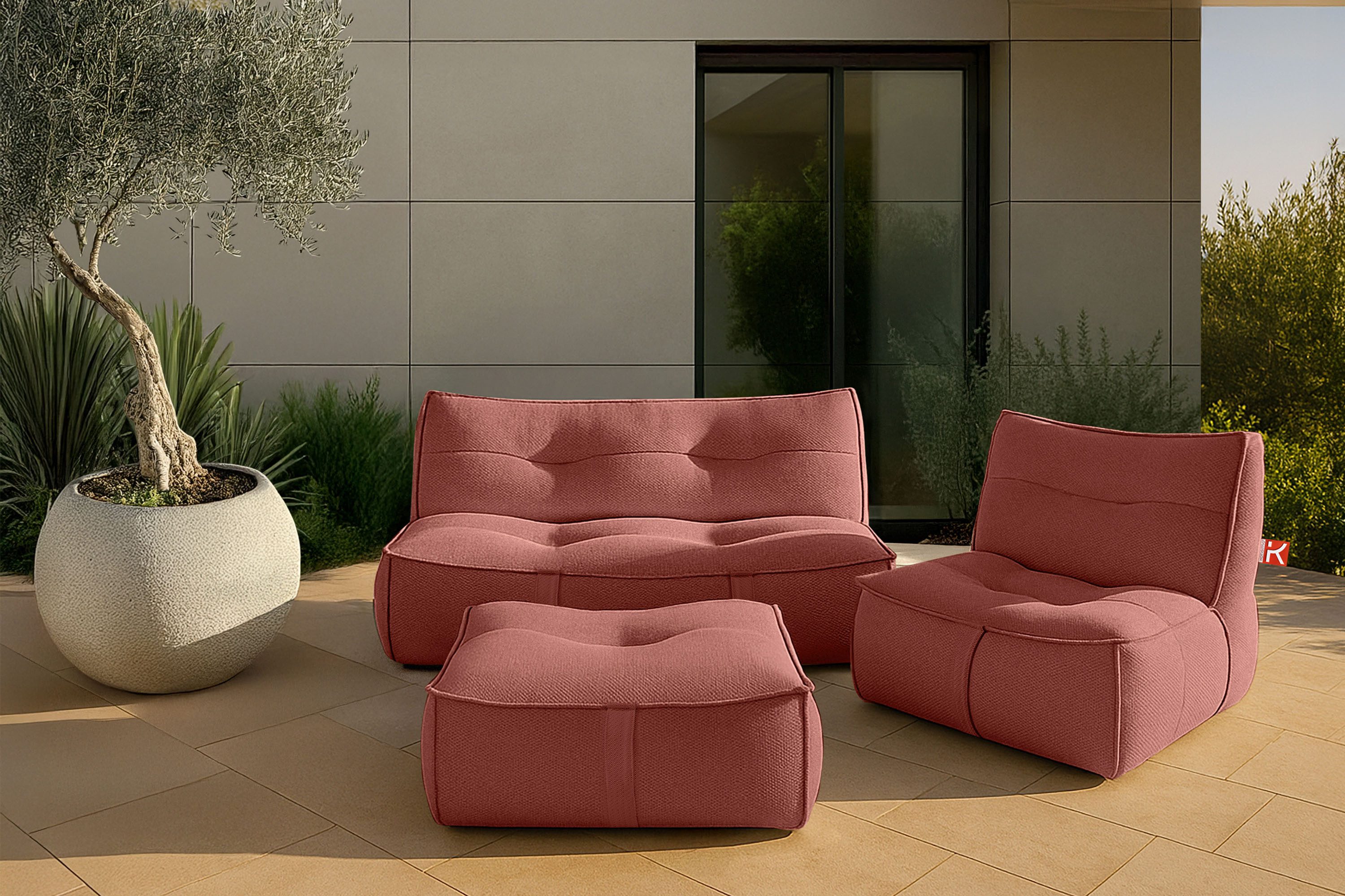 KONSIMO® Gartenlounge-Set LOVIA Gartenmöbel-Set, Modern, Premiumqualität aus EU, (3-tlg., wetterbeständig, rutschfeste Unterseite, ultra-robuste Griffe), hochwertiger Sitzkomfort, mit integrierter Schutzhülle