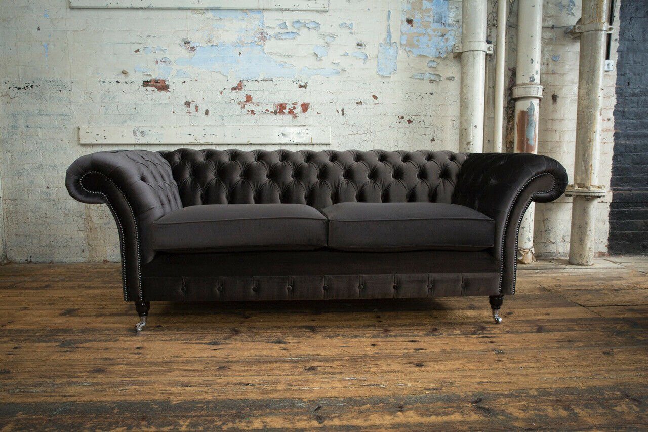 Chesterfield-Sofa mit Die Sitz Neu, Couch Textil Sitzer Sofa JVmoebel 3 Polster Rückenlehne Chesterfield Knöpfen. Dreisitzer