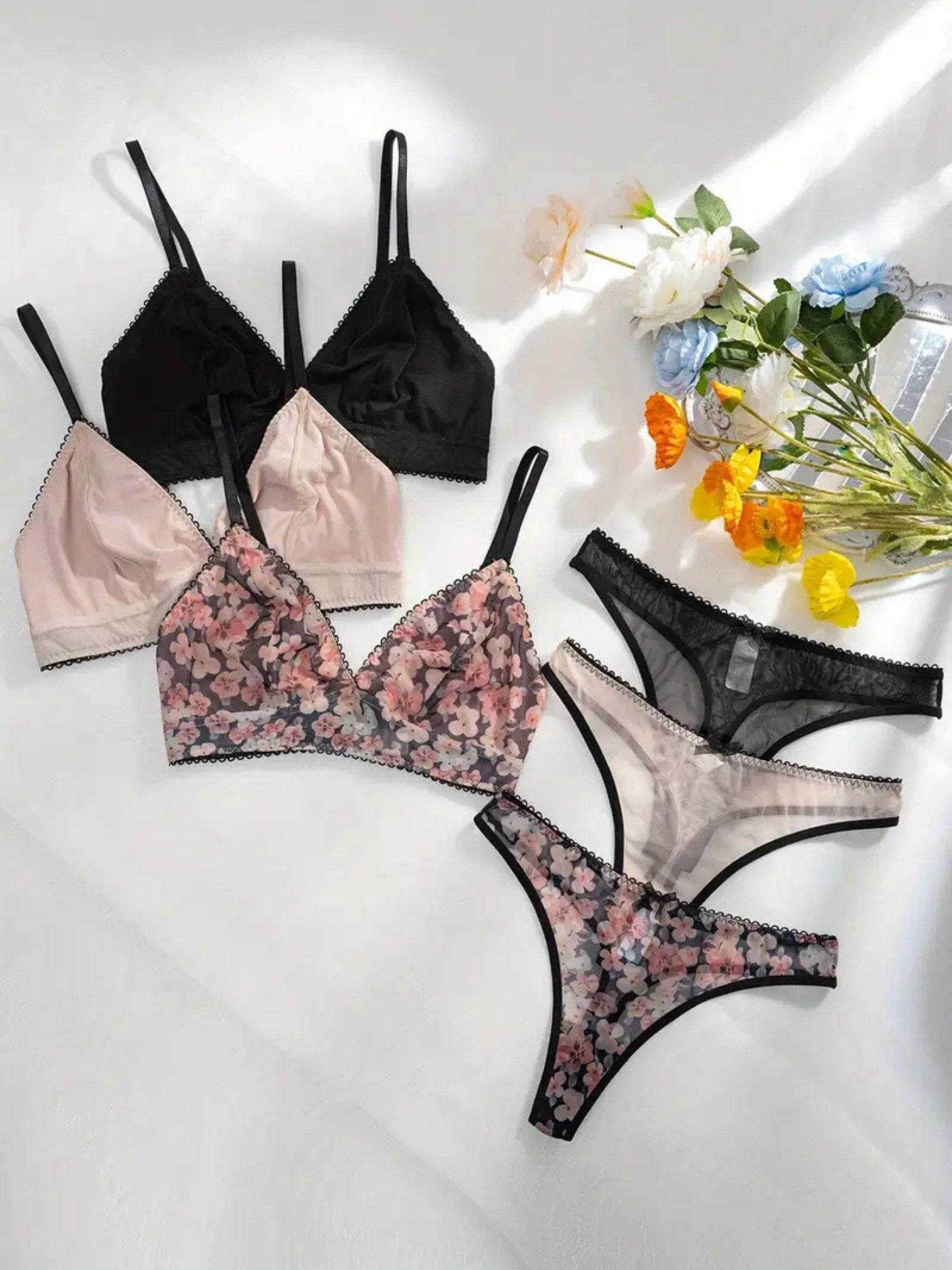 Elegant Love Set: Bügelloser BH Dessous-Set aus Spitze – Romantisches Bralette & String (Set, 2-tlg., mit Tanga, 3-er Pack) Cami-BH & Slip – Komfortables Unterw – Bild 4 von 5
