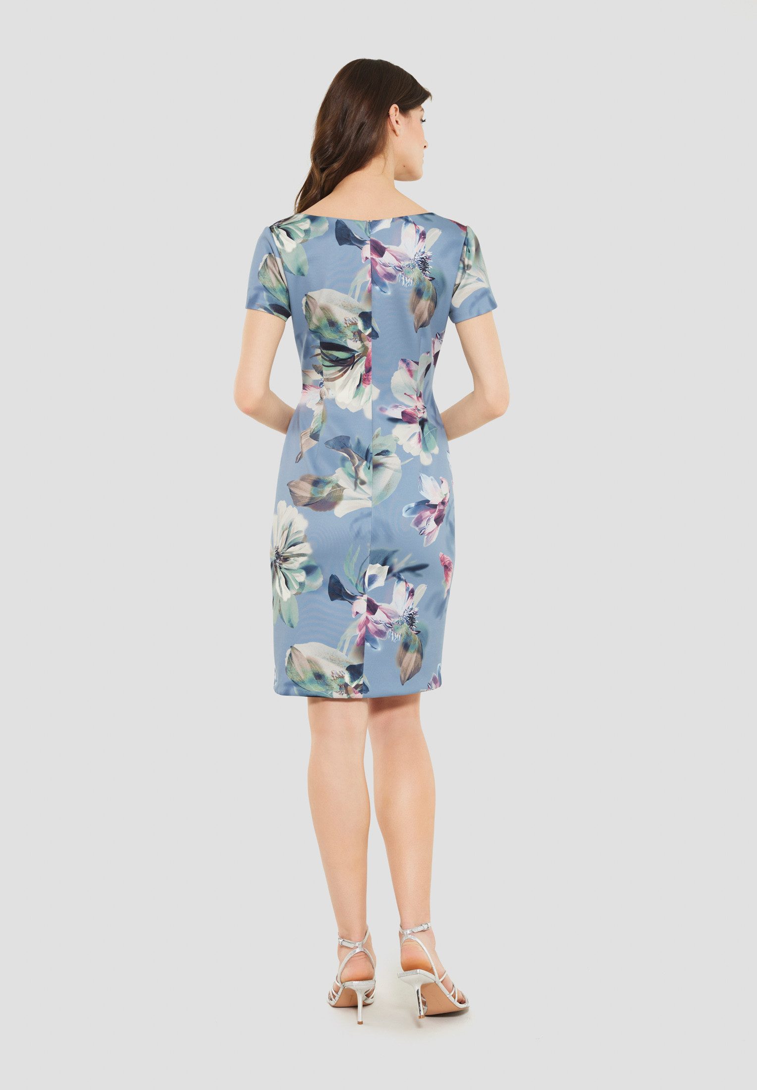 SWING Etuikleid - feminines Midikleid - kaschierend Fällt klein aus, bitte eine Größe Größer bestellen.