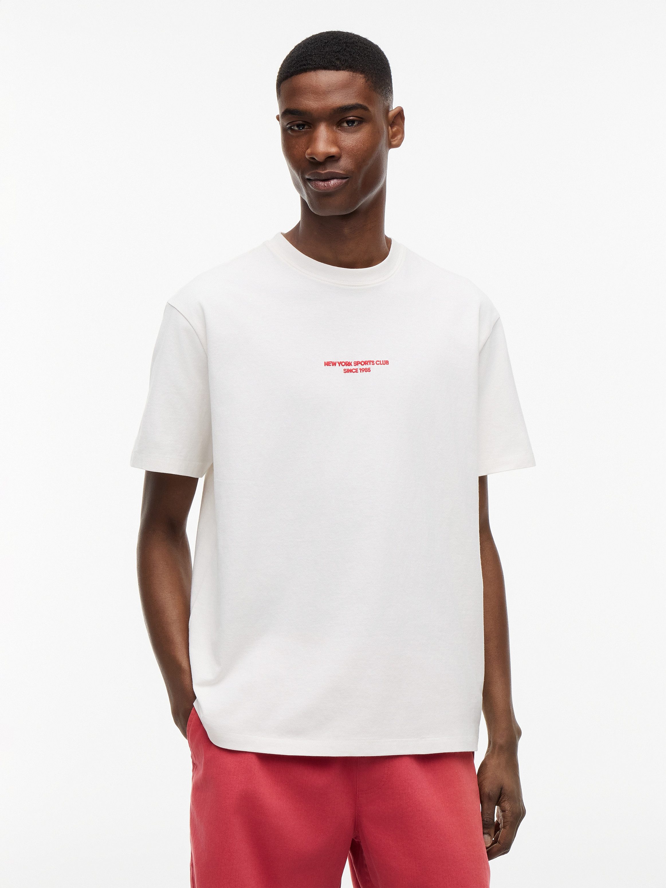 Tommy Jeans T-Shirt TJM RELAX FIT SAILBOAT aus Jersey mit Rückengrafik