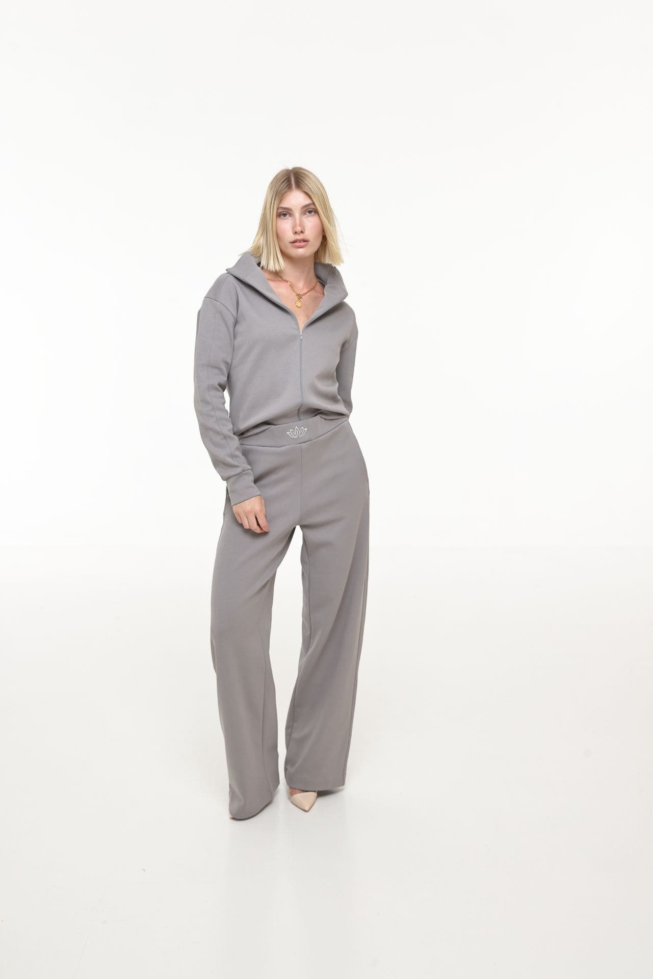 Lara Laurén Sweatjacke Laralauren AKAY Damen Sweatjacke, figurbetont, Baumwollmix
