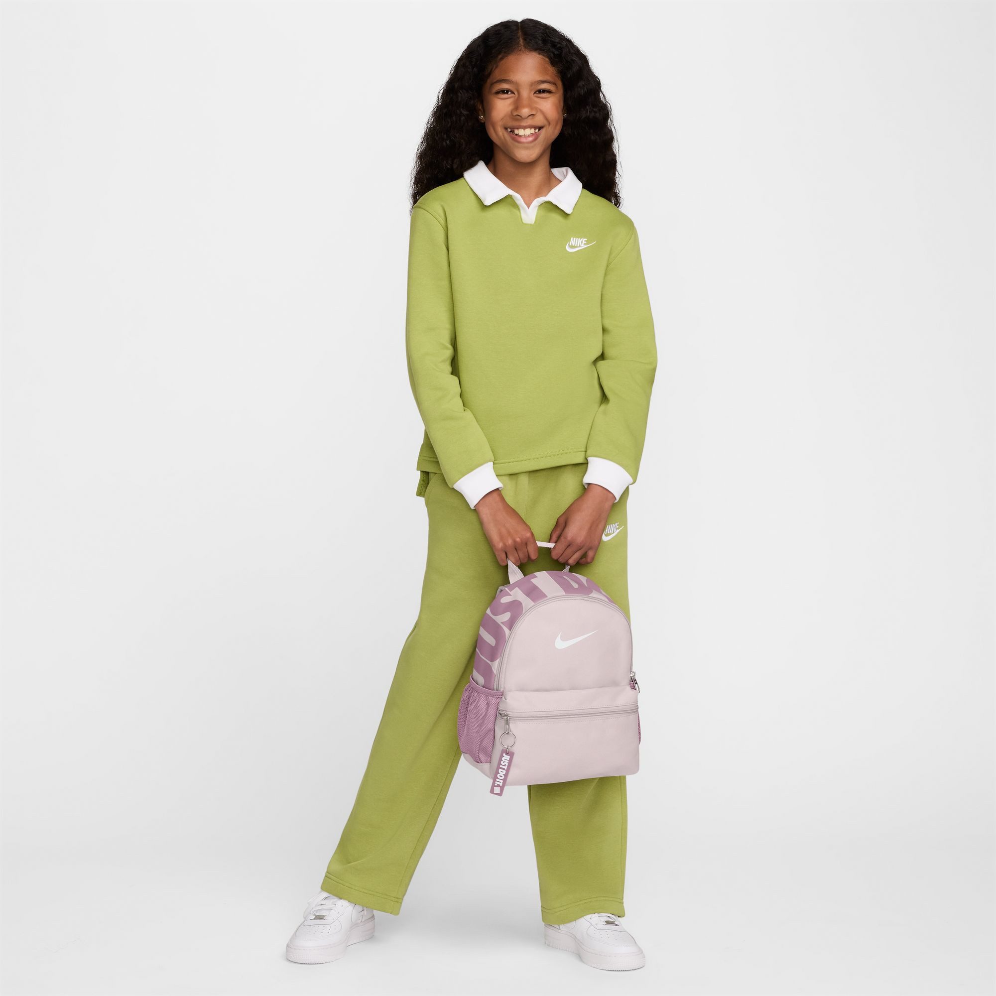 Nike Rucksack Y NK BRSLA JDI MINI BKPK, für sportlichen Freizeitstil, kompakte Größe, aus Polyester