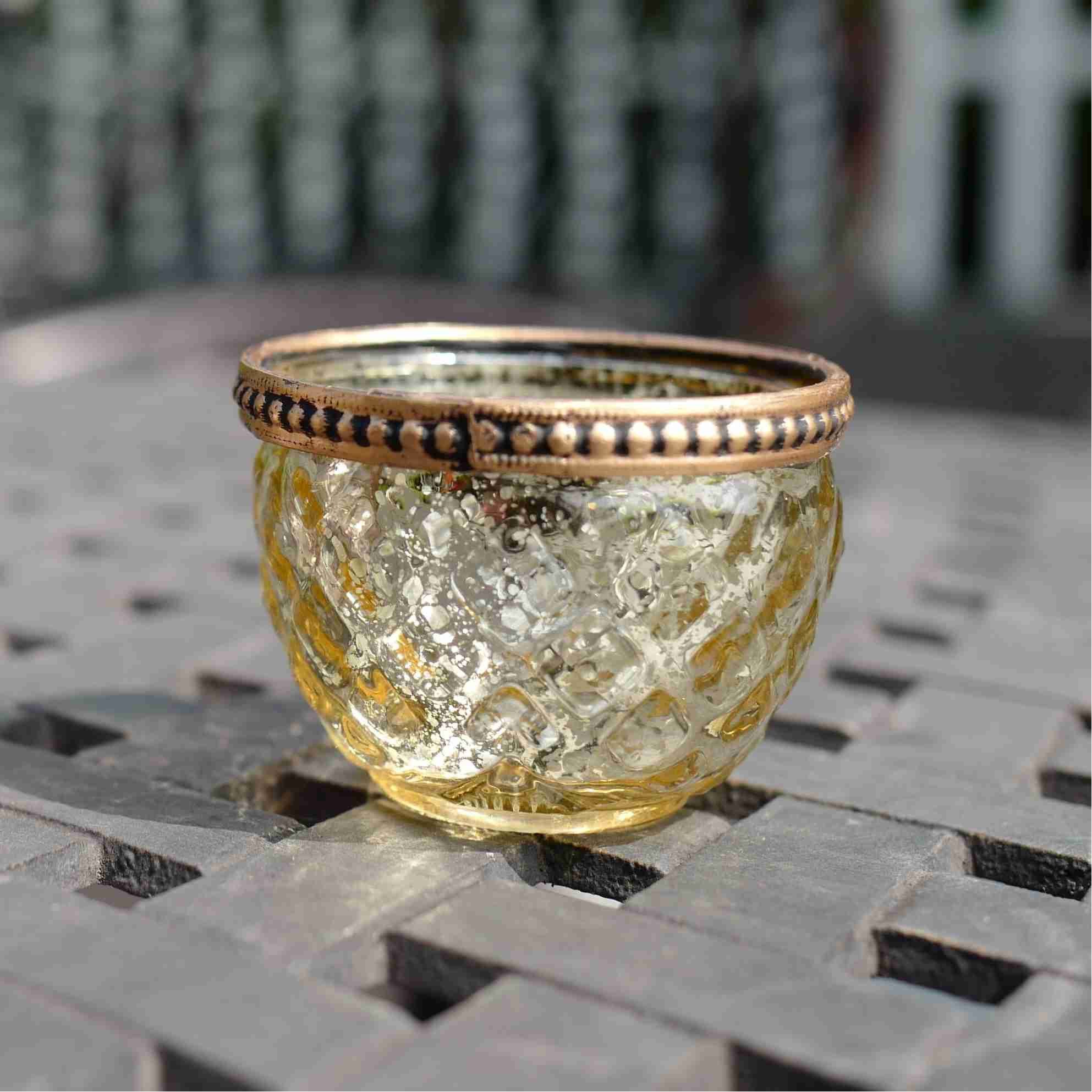 Super Solu Teelichthalter Kerzenhalter Windlicht Orientalisch Vintage /Glas für Deko & Kerzen (Set, 3 St., 3er), Golden, aus Metall und Glas, 7,5 × 7,5 × 5,5 cm