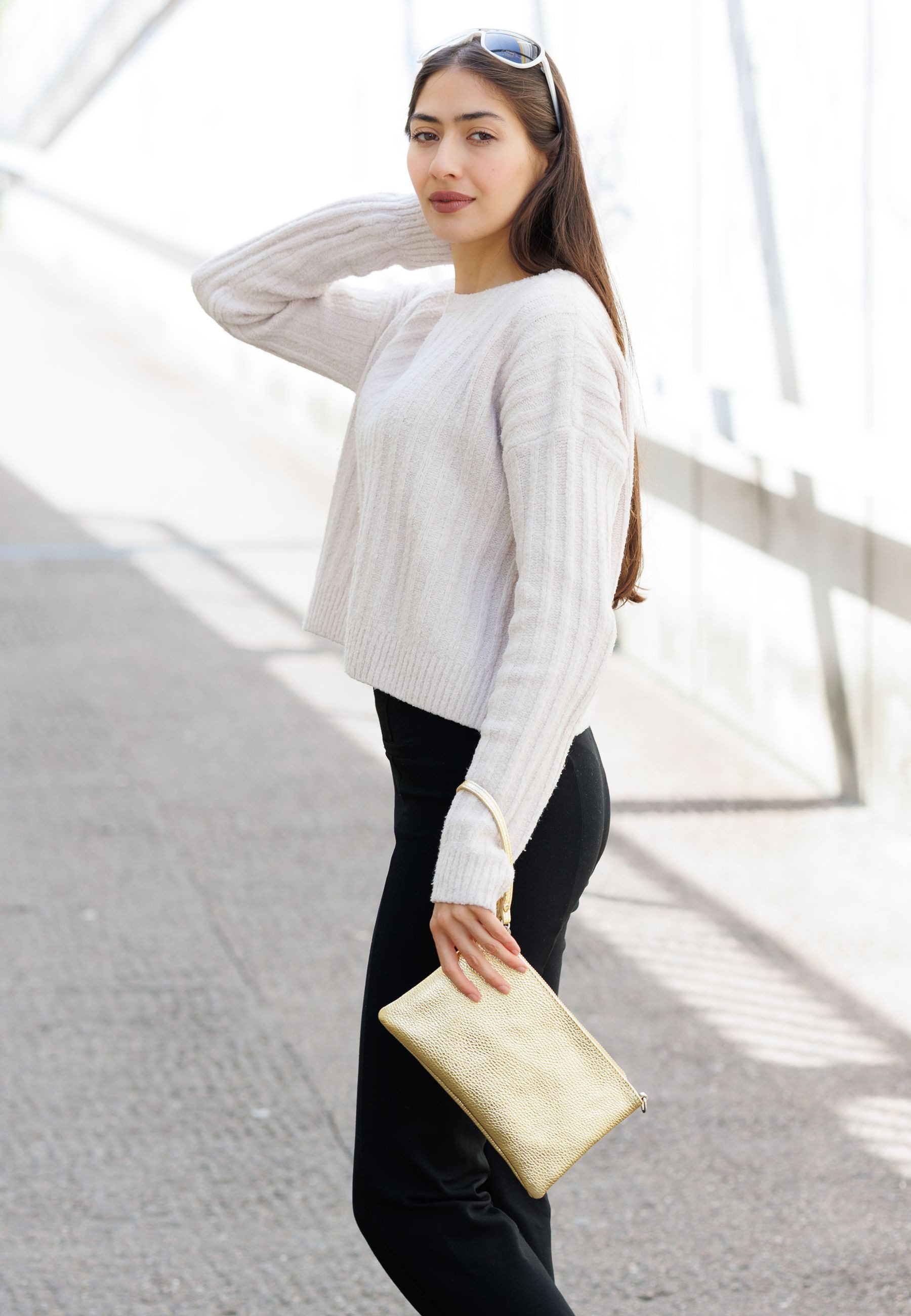 Caspar Clutch Abendtasche Kompakte Damen Leder Tasche - CLASSIC LINE - Modell No.834, leicht, elegant & unempfindlich - 100% Echtleder - Handmade in Italy – Bild 5 von 5