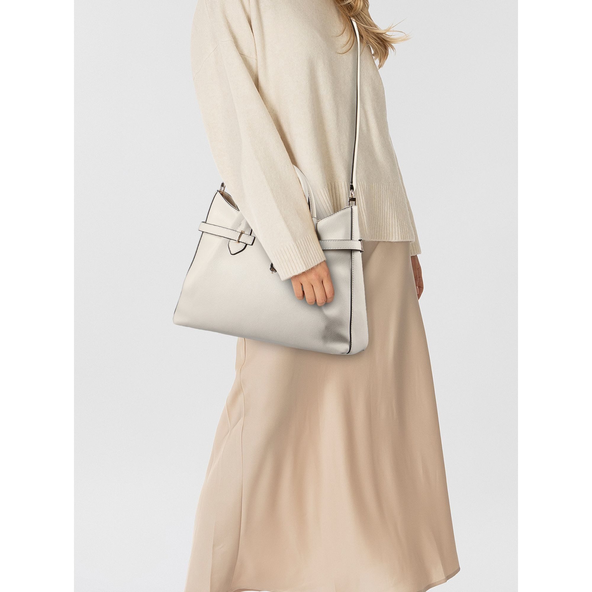 Guess Henkeltasche Yesba, Polyurethan günstig online kaufen