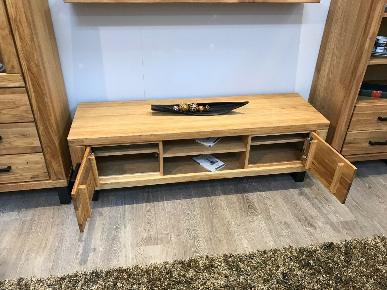 ELFO Lowboard TV Board Tina TV Kommode Wildeiche geölt Teilmassiv Breite 170cm, Maße: ca. B 170 x H 52 x T 50cm