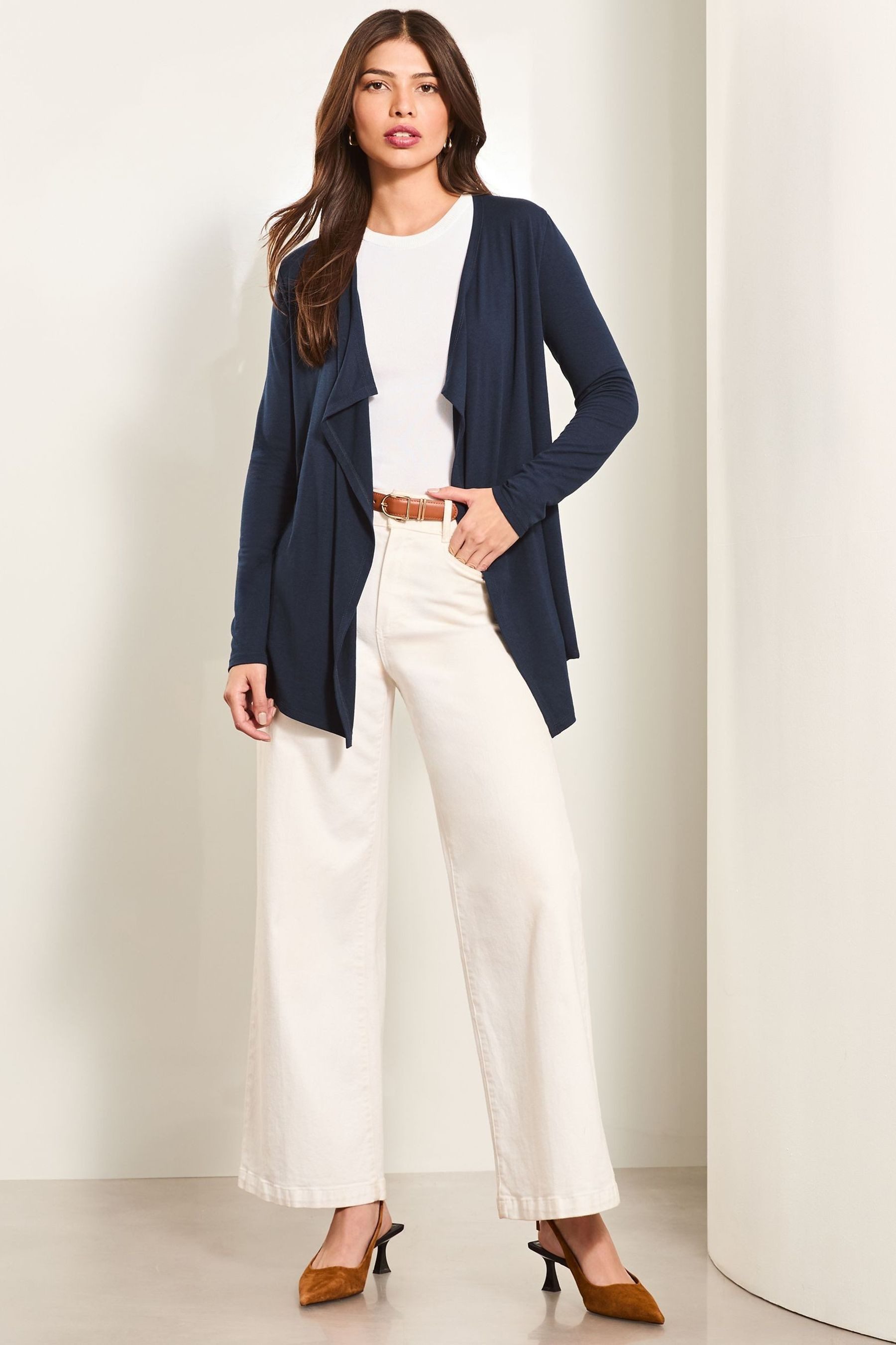 LIPSY Strickjacke Lipsy Strickjacke mit Wasserfallkragen, Regular (1-tlg)