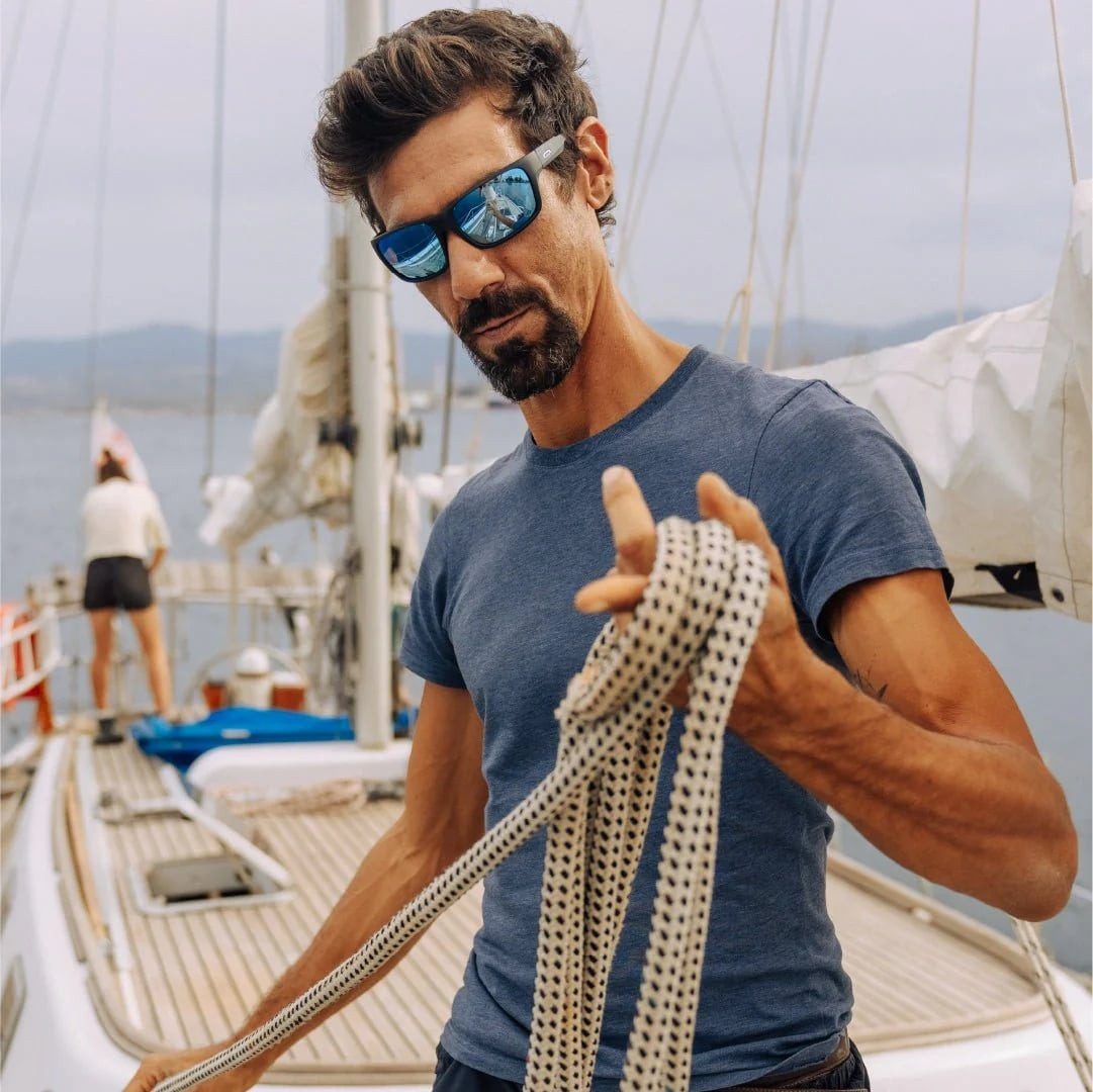 Revo Sonnenbrille Pointe Polarisiert (Glasfarbe: Blue Water) schwarz matt - 1 Brille