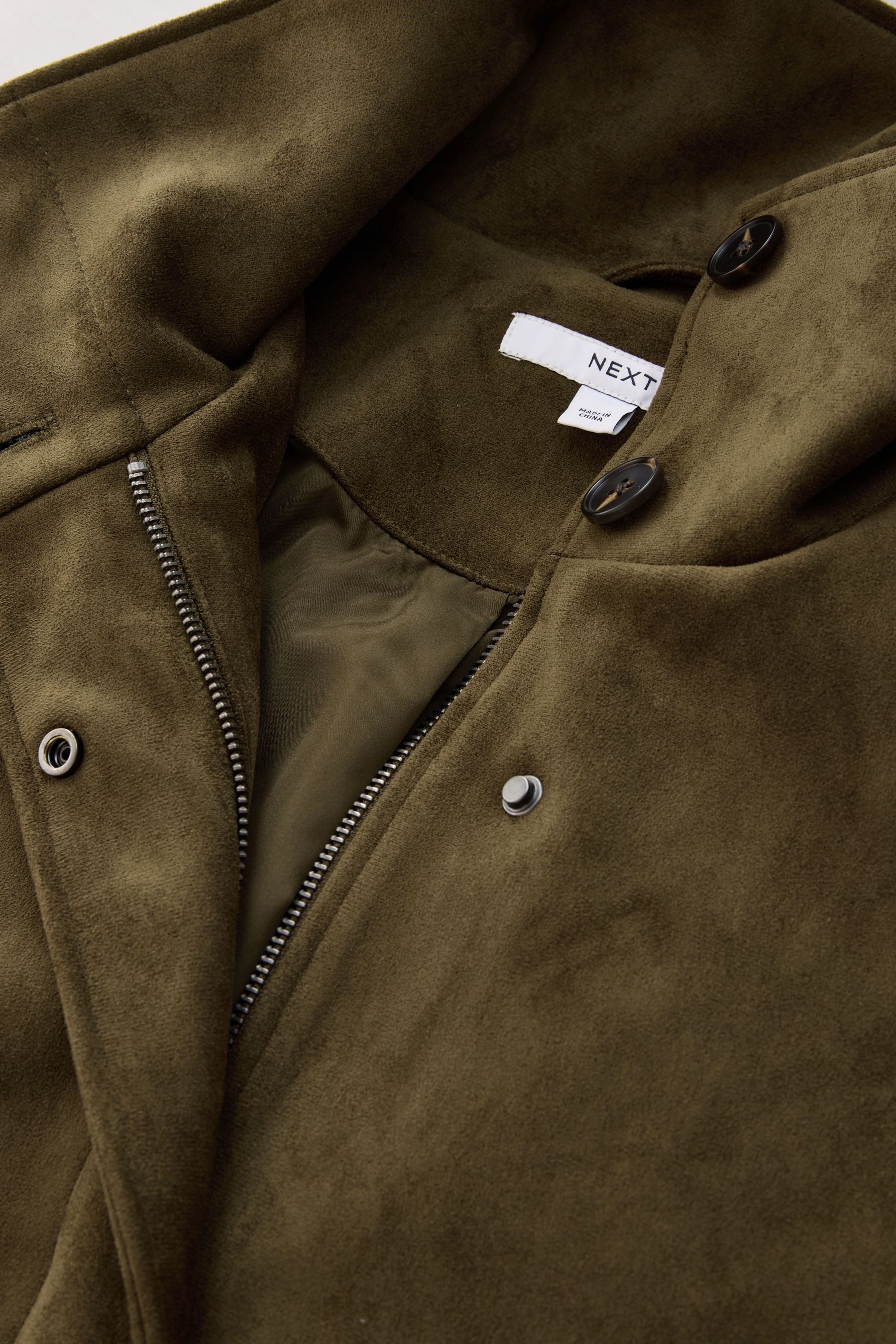 Next Lederimitatjacke Jacke aus Velourslederimitat, Kurzgröße (1-St) – Bild 2 von 5