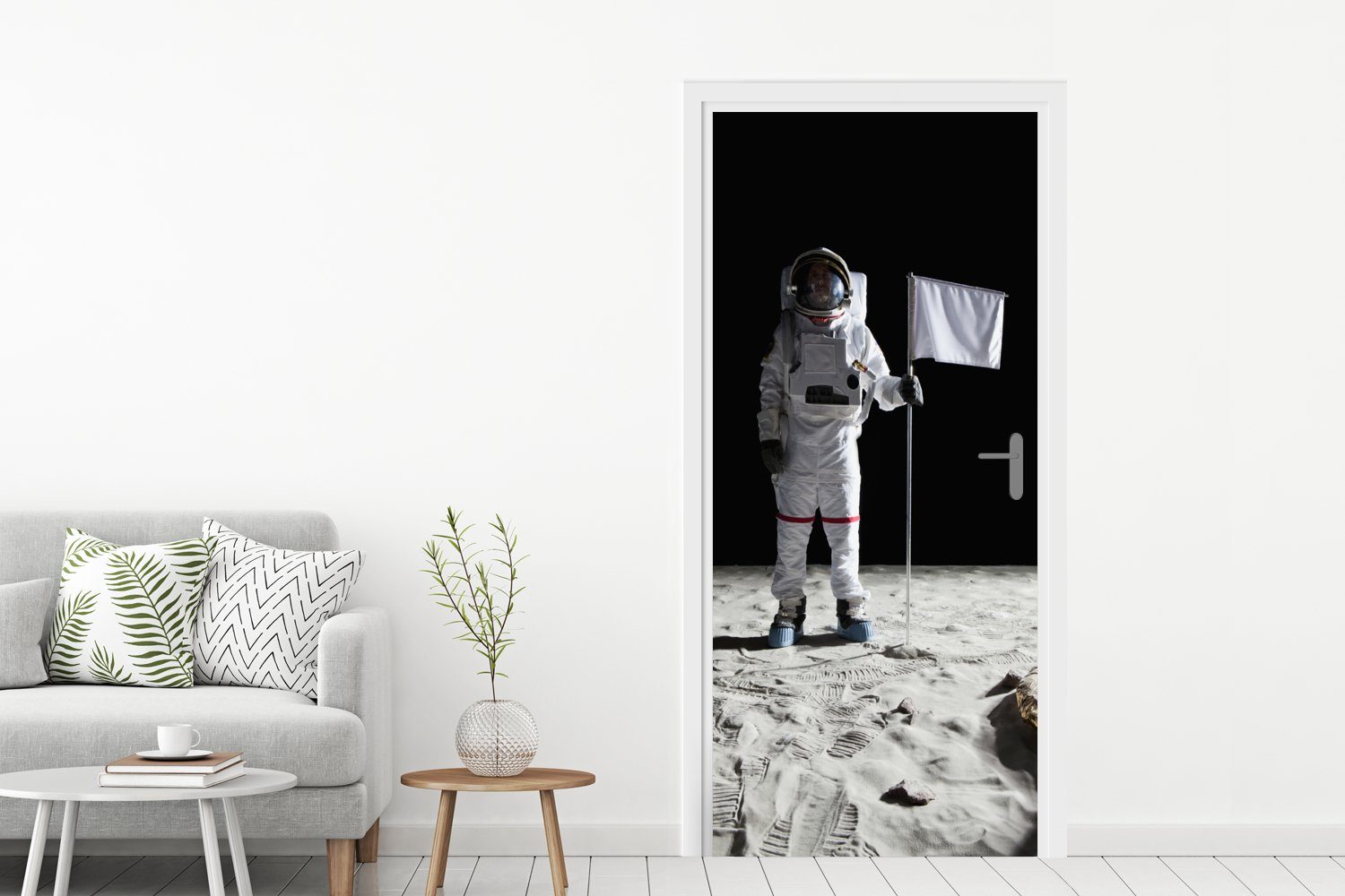 Matt, cm MuchoWow Türaufkleber, Tür, 75x205 Mond bedruckt, - Türtapete Fototapete - für (1 Astronaut, Weltraum St),
