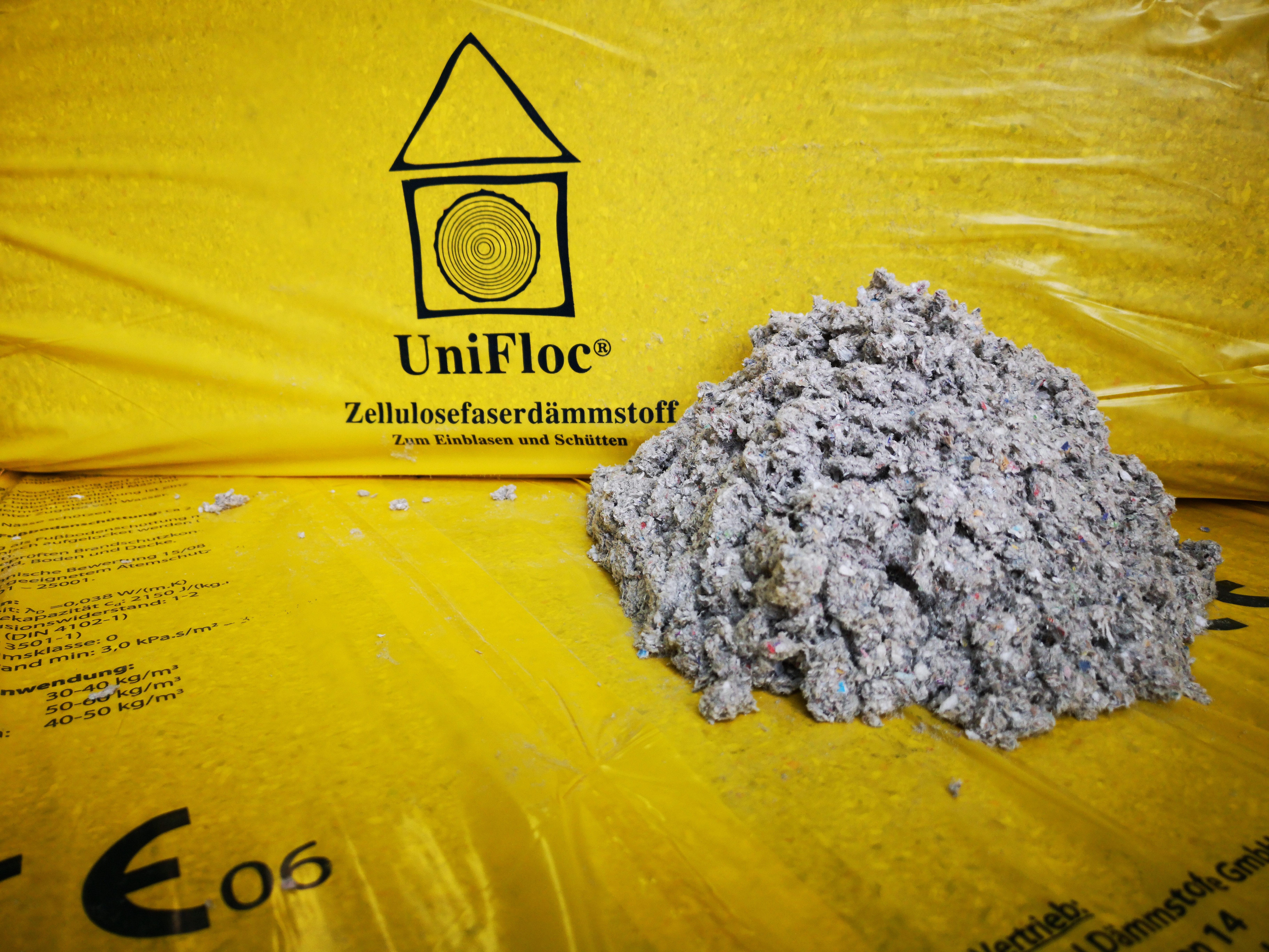 Latzel Dämmstoffe Dämmfilz Unifloc Zellulosedämmung als Fußbodenschüttung 1 günstig online kaufen