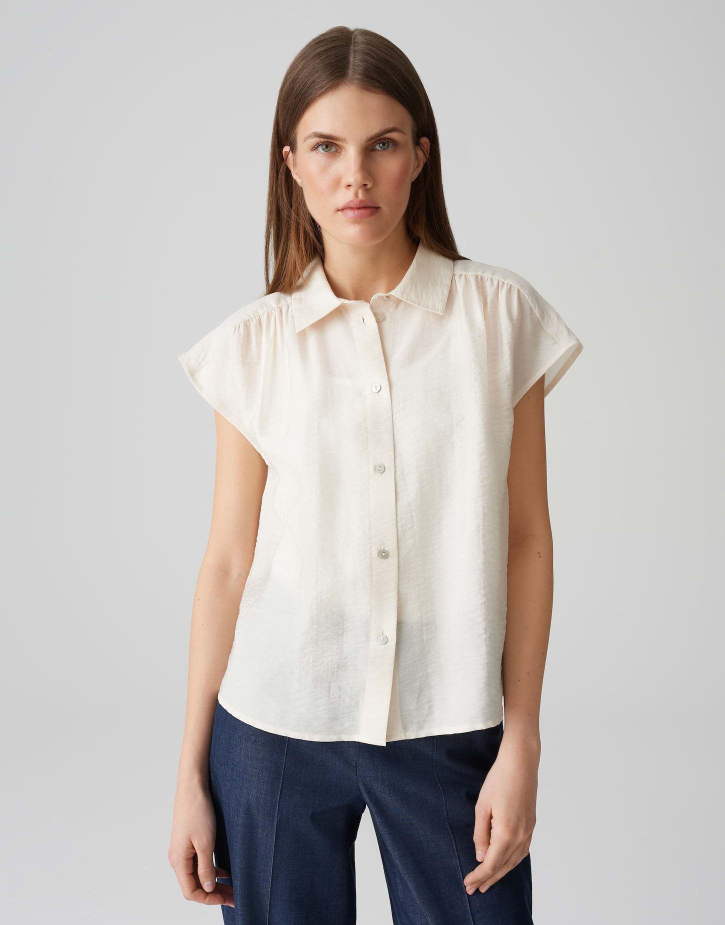 Satinbluse FAIRI Loose mit femininen Raffungen