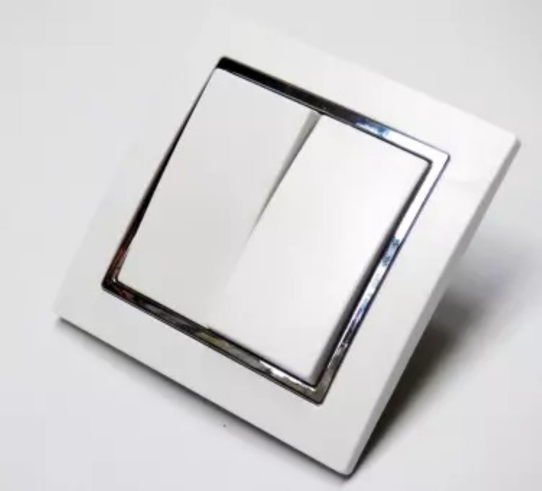 Lichtideen Schalter 5755 Levina S Serien Schalter silberner Rand 10 Ampere (Taster, Schalter, Anennendose, Steckdose mit USB lieferbar)