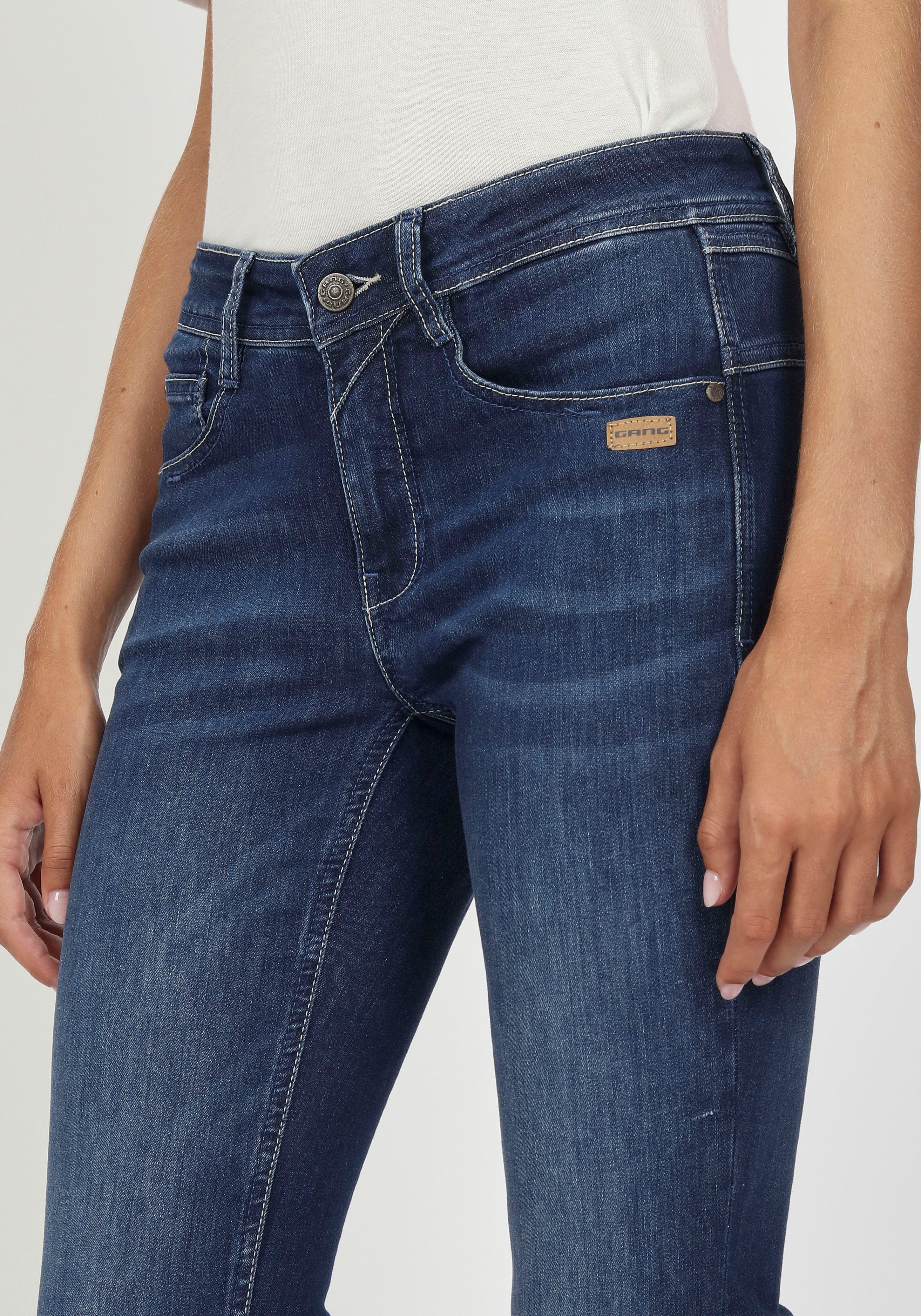 GANG Relax-fit-Jeans 94AMELIE (94AMELIE WIDE) mit Used-Effekten