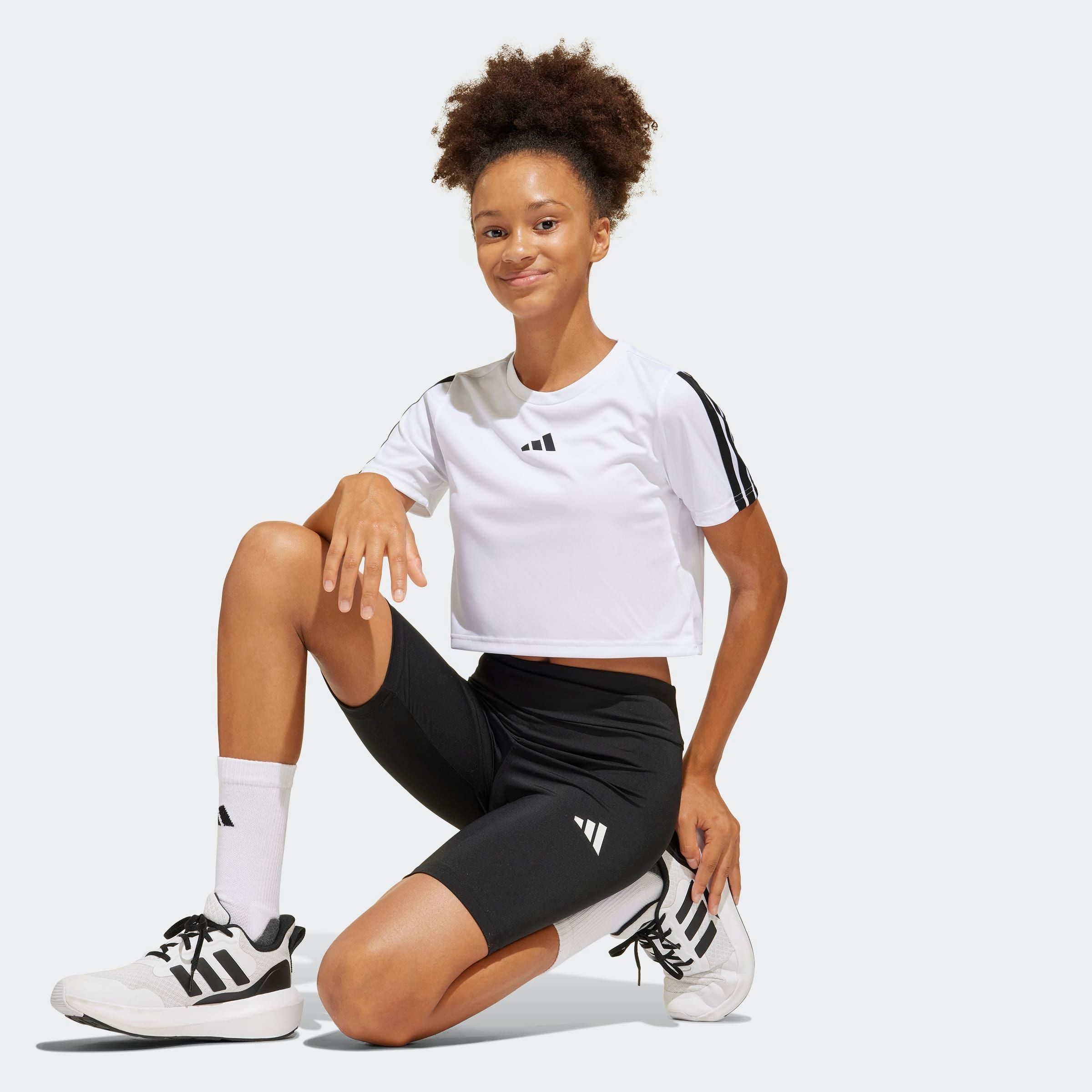 adidas Sportswear Trainingsanzug TRAIN ESSENTIALS 3-STREIFEN KIDS -SET (2-tlg) – Bild 5 von 5