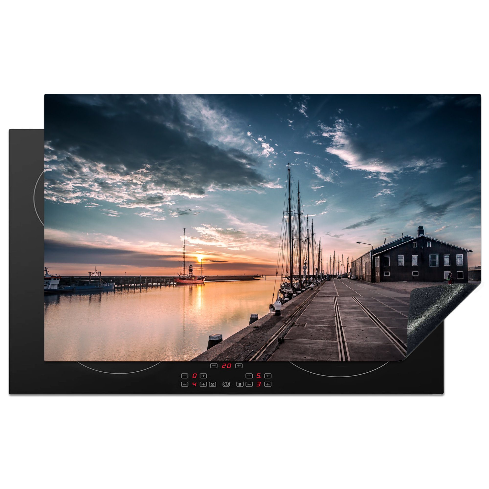 MuchoWow Herdblende-/Abdeckplatte Sonnenuntergang am Hafen von Harlingen in Friesland, Vinyl, (1 tlg), 83x51 cm, Ceranfeldabdeckung, Arbeitsplatte für küche