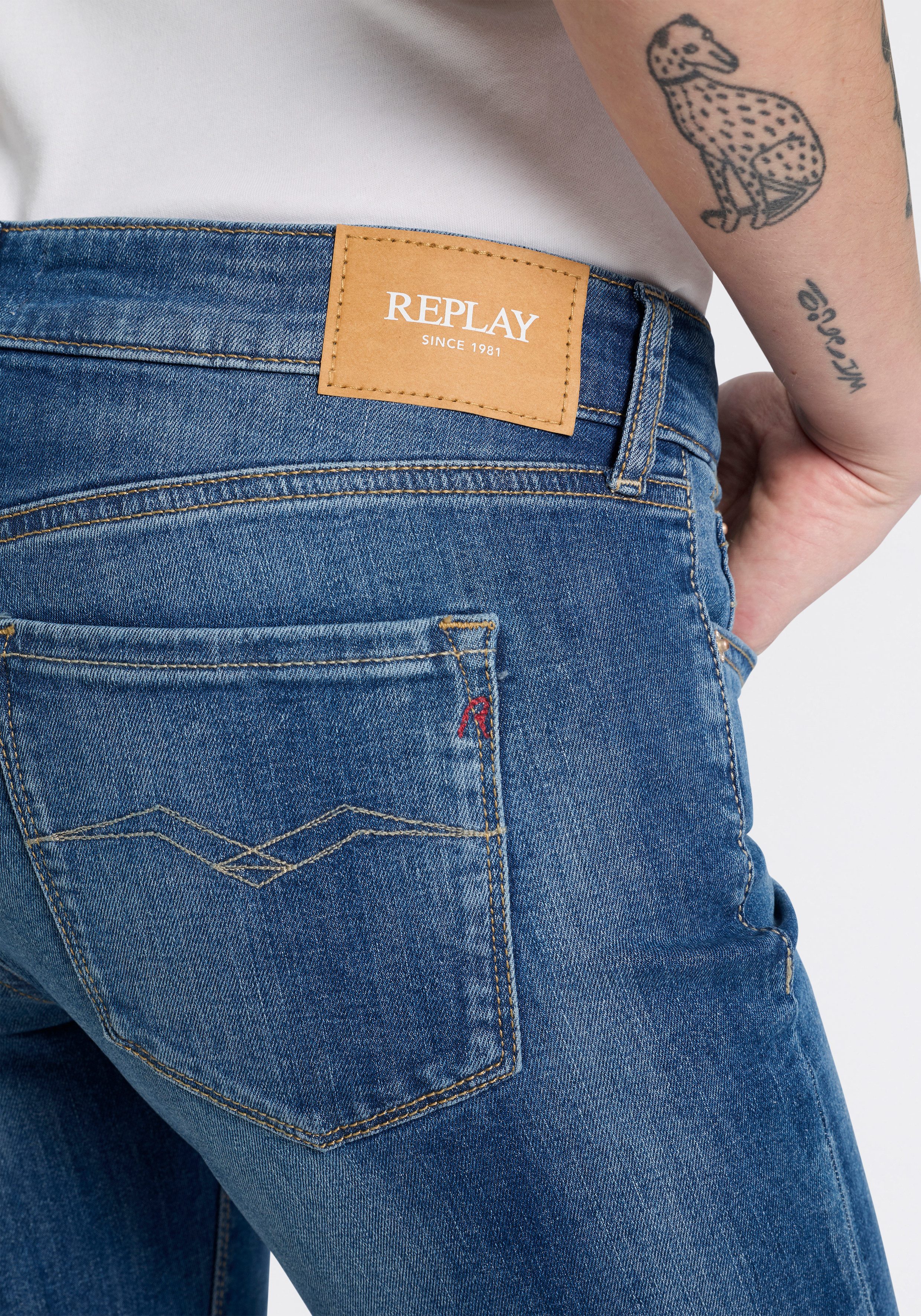Replay Bootcut-Jeans NEW LUZ mit gesticktem R an der Gesäßtasche