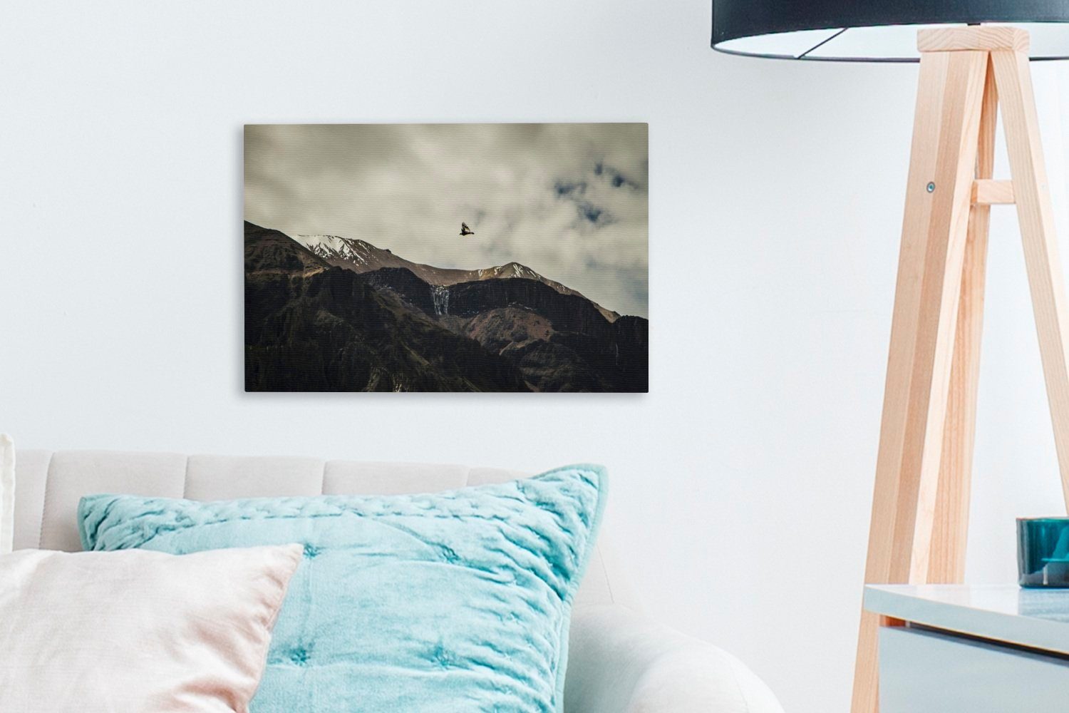 (1 umgeben Wunderschöne OneMillionCanvasses® die Wolken Wanddeko, 30x20 Aufhängefertig, bergige Leinwandbilder, Wandbild Landschaft von cm St), Arequipa, Leinwandbild