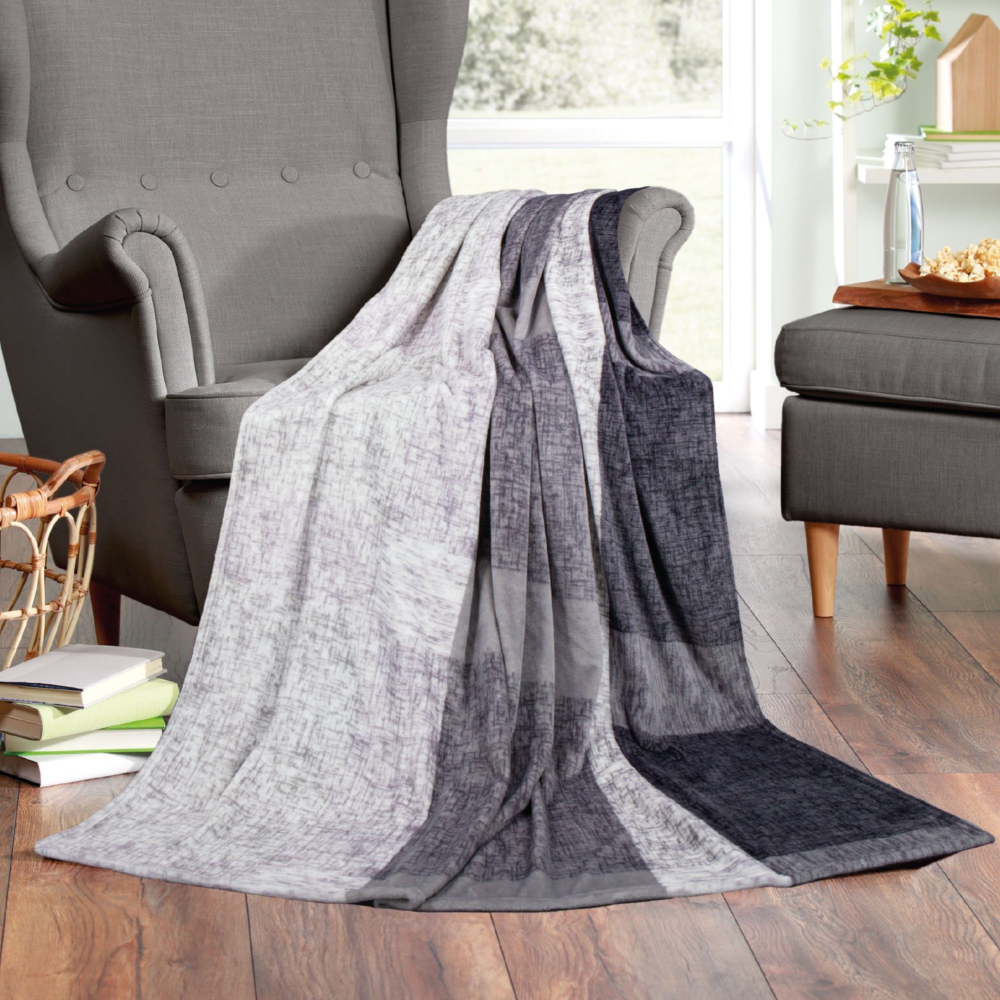 Bestlivings Tagesdecke Home & Living, Kuscheldecke 150 x 200 cm (Anthrazit)