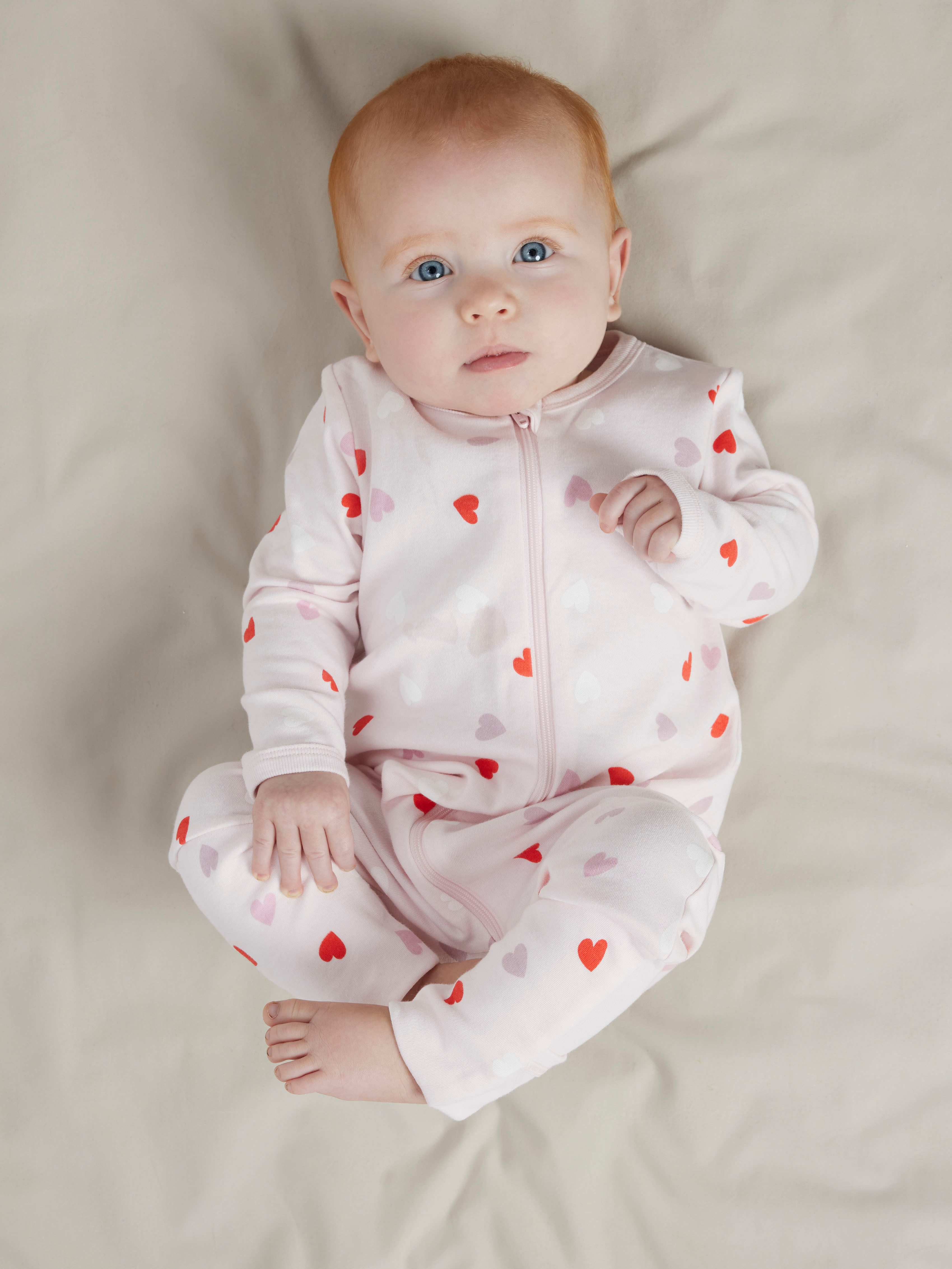 Name It Schlafanzug NBFNIGHTSUIT 2P ZIP FF CAR. HEART NOOS (Packung, 2 tlg) aus Baumwolle, bequeme Passform, mit Umschlagbund
