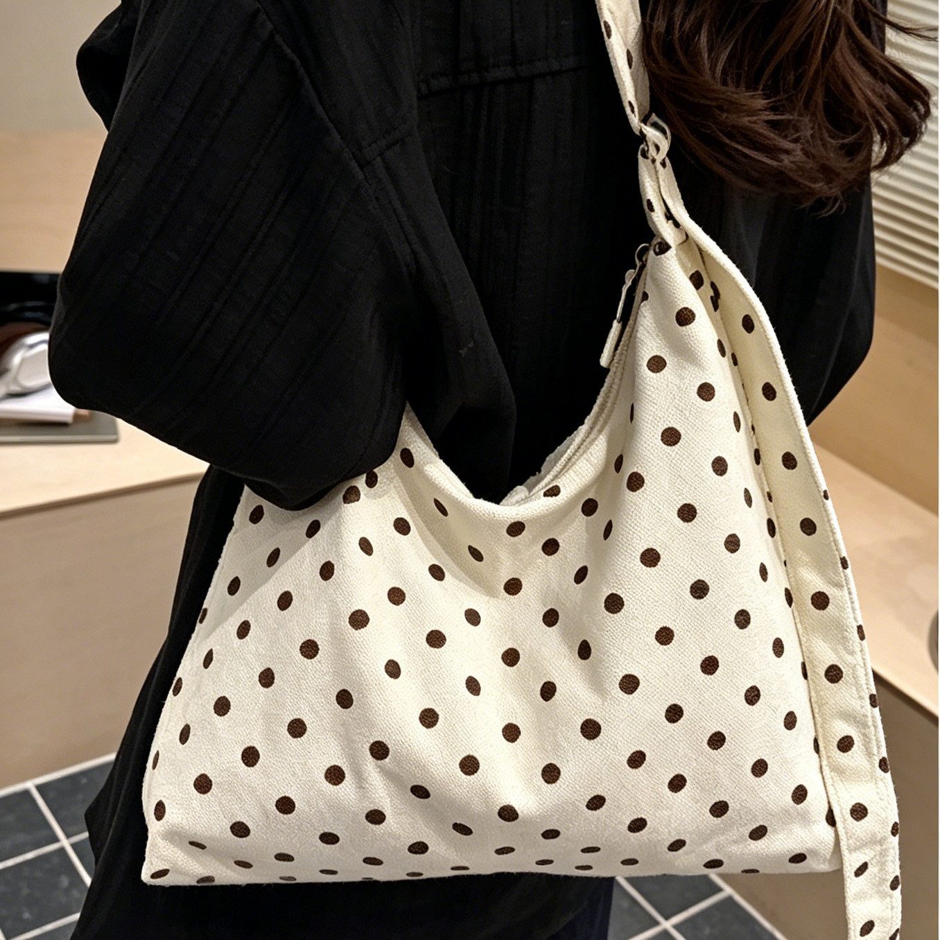 nsihing Schultertasche Retro gepunktete Cord-Schultertasche mit großer Kapazität, Tote Bag, geeignet für Arbeit, Reisen und Freizeit.