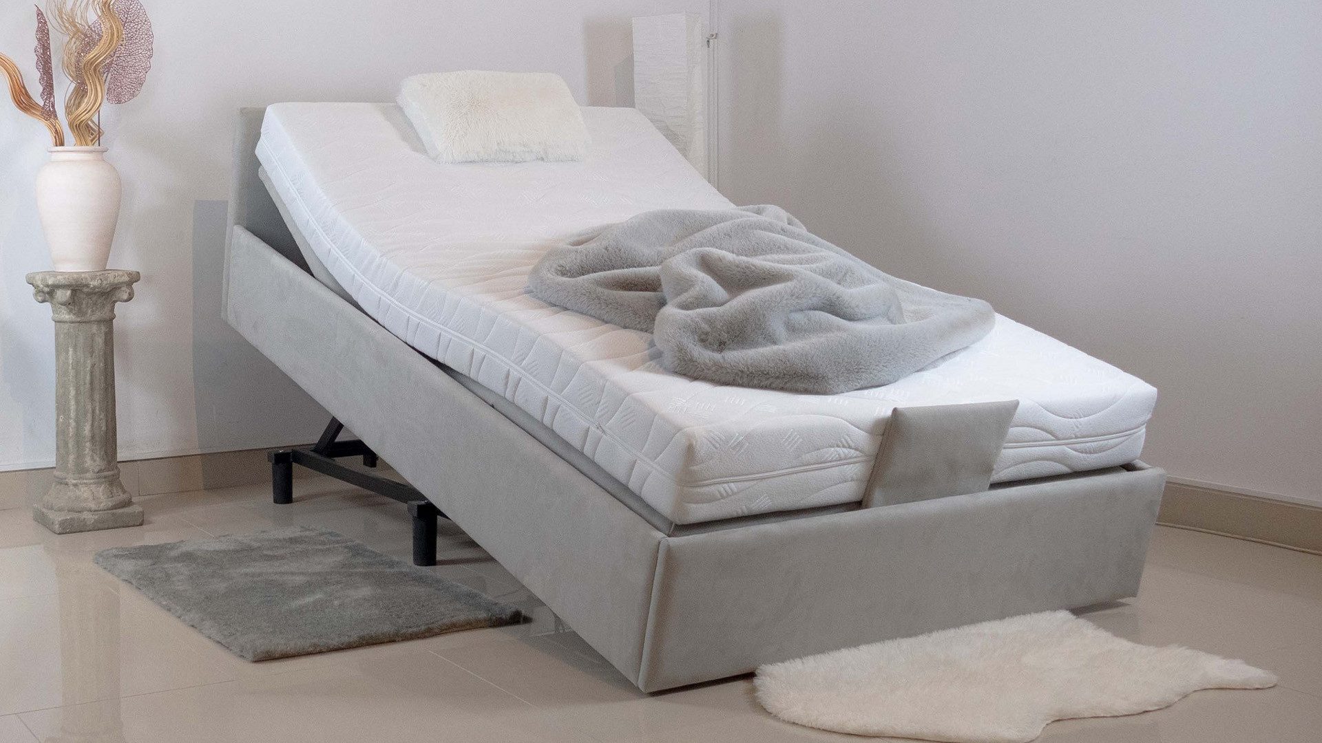 PAARA Funktionsbett Pflegebett Senioren Höhenverstellbar mit günstig online kaufen