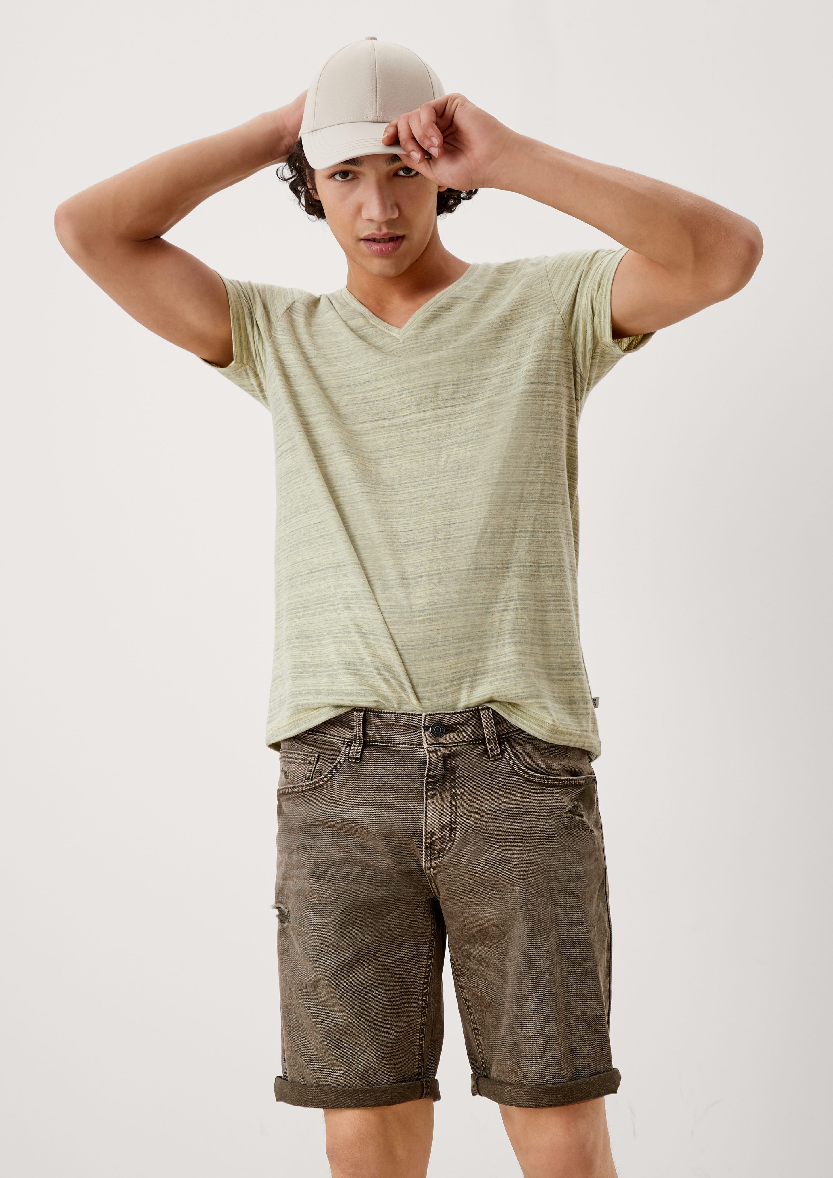 Q/S by s.Oliver Rise Destroyes John & Hose / Fit / Leg Mid Shorts Regular / Straight Jeans-Shorts