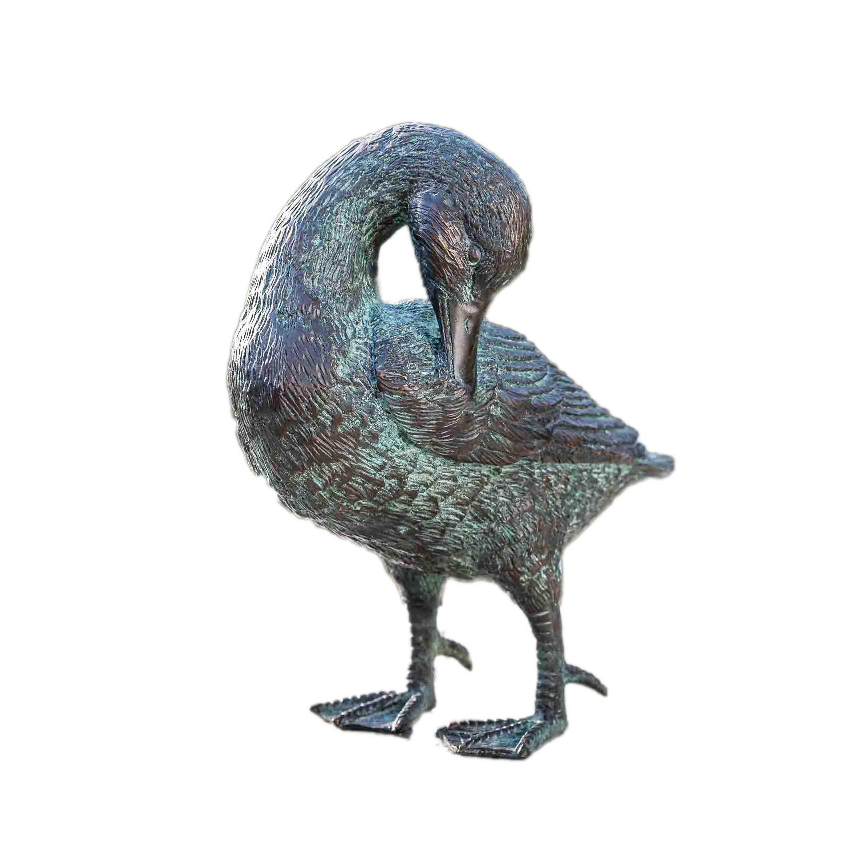 IDYL Gartenfigur IDYL Bronze-Skulptur Eine Ente die sich wäscht, Bronze