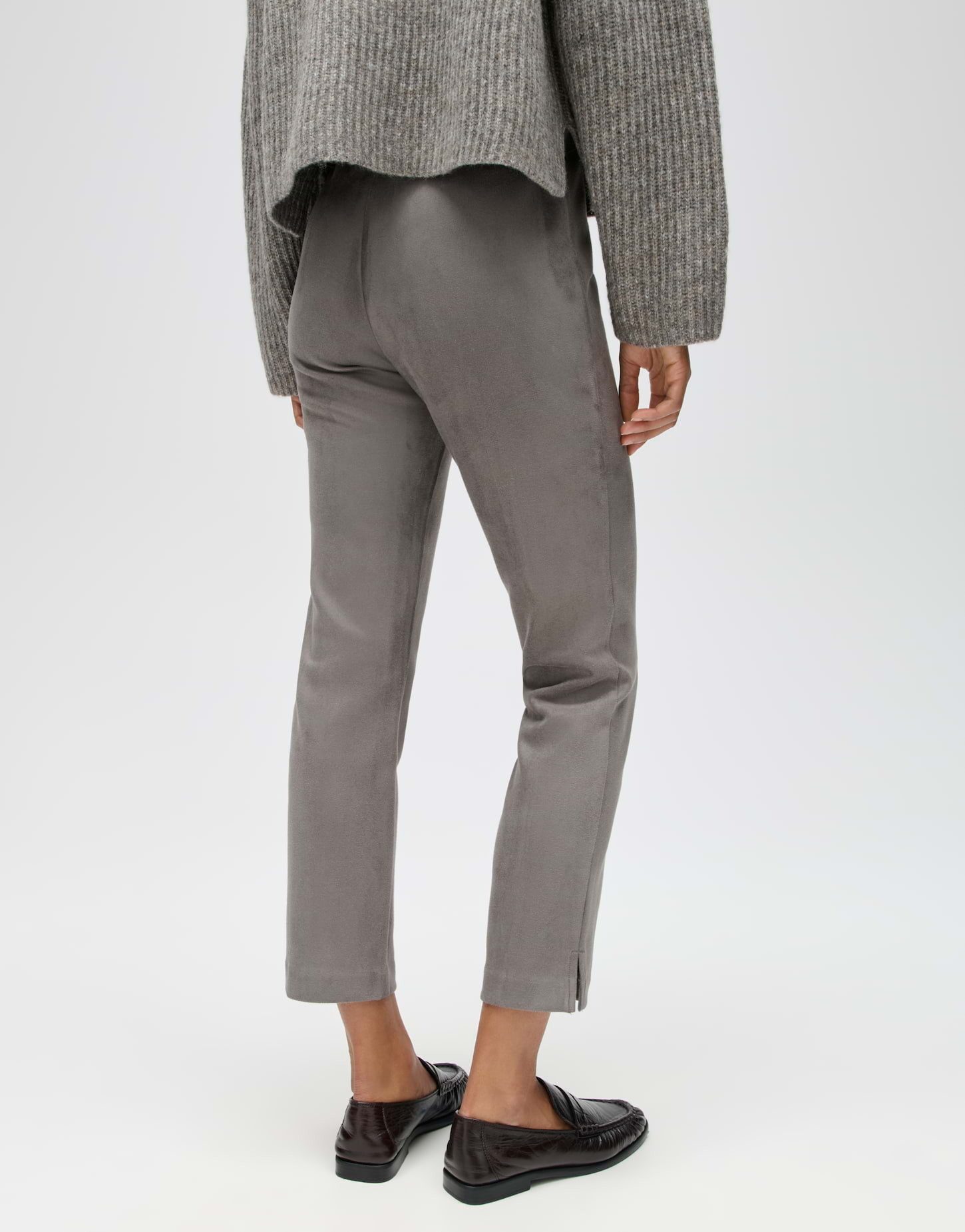 OPUS Schlupfhose Elvina night Gerader Beinverlauf mit samtiger Veloursoptik und Biesendetail – Bild 3 von 5