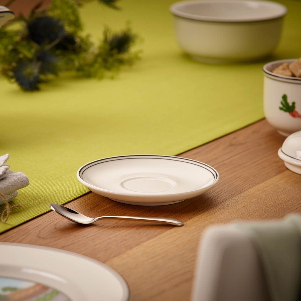 Villeroy & Boch Untertasse Design Naif Mokka-/Espresso-Untertasse, (1 St), Premium Porcelain, mikrow.- & spülm.sicher, Made in Germany