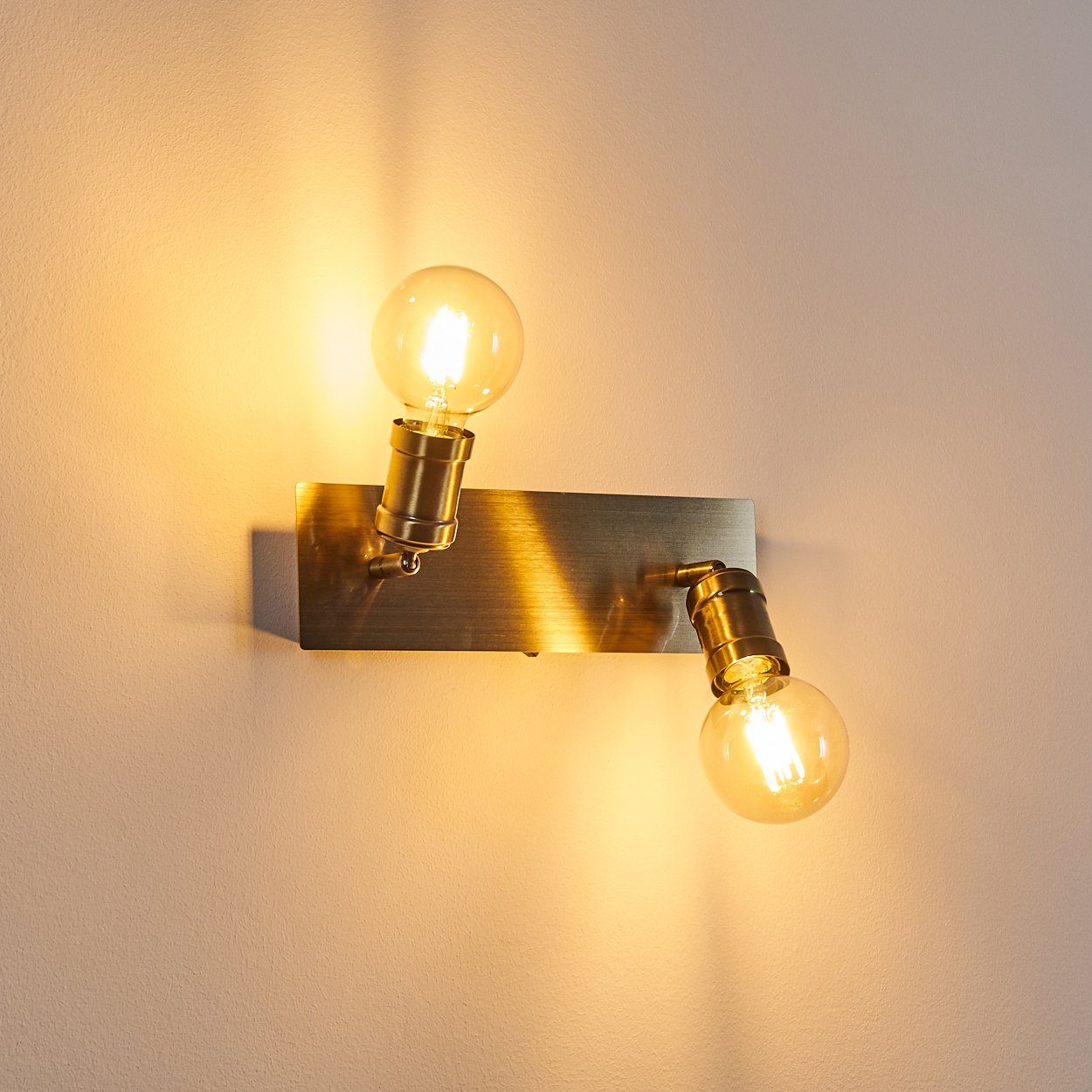 »Anzo« hofstein Altmessing, in verstellbare Retro/Vintage-Design Leuchtmittel, Wandleuchte Wandlampe aus ohne Metall 2xE27, im Wandspot